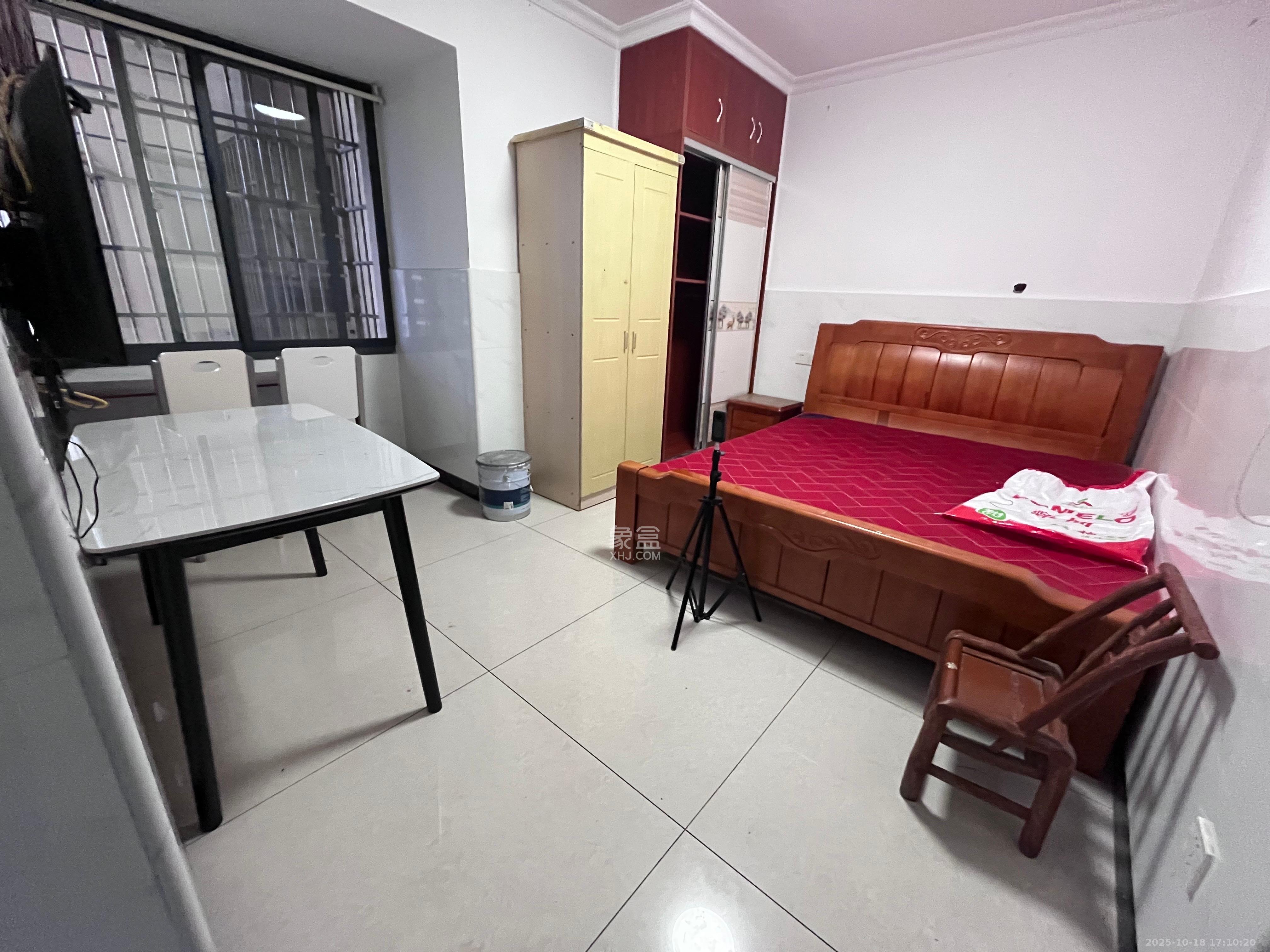 桥头家苑一期  1室0厅1卫    1100.0元/月室内图