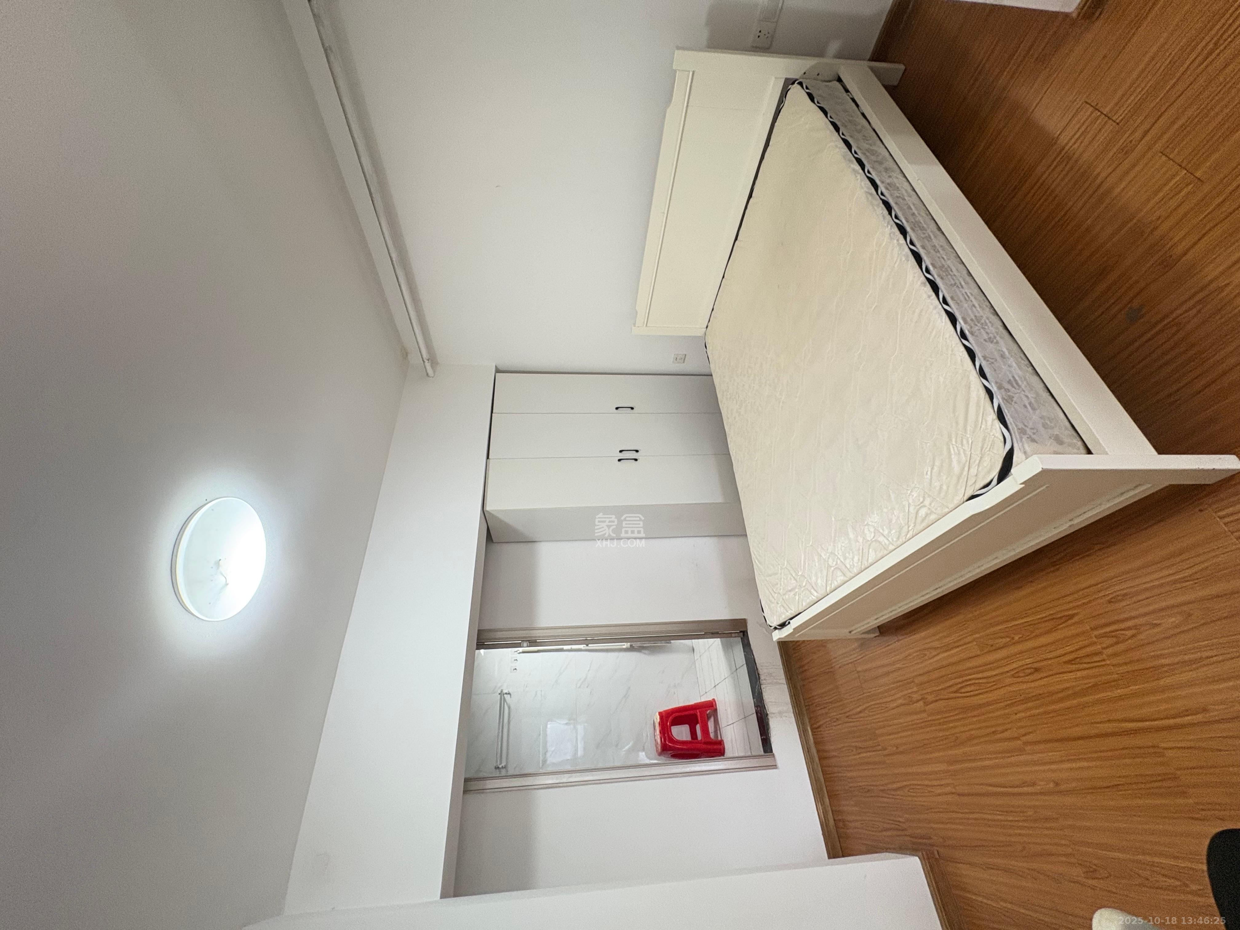 COCO蜜城  1室1厅1卫    1300.0元/月室内图