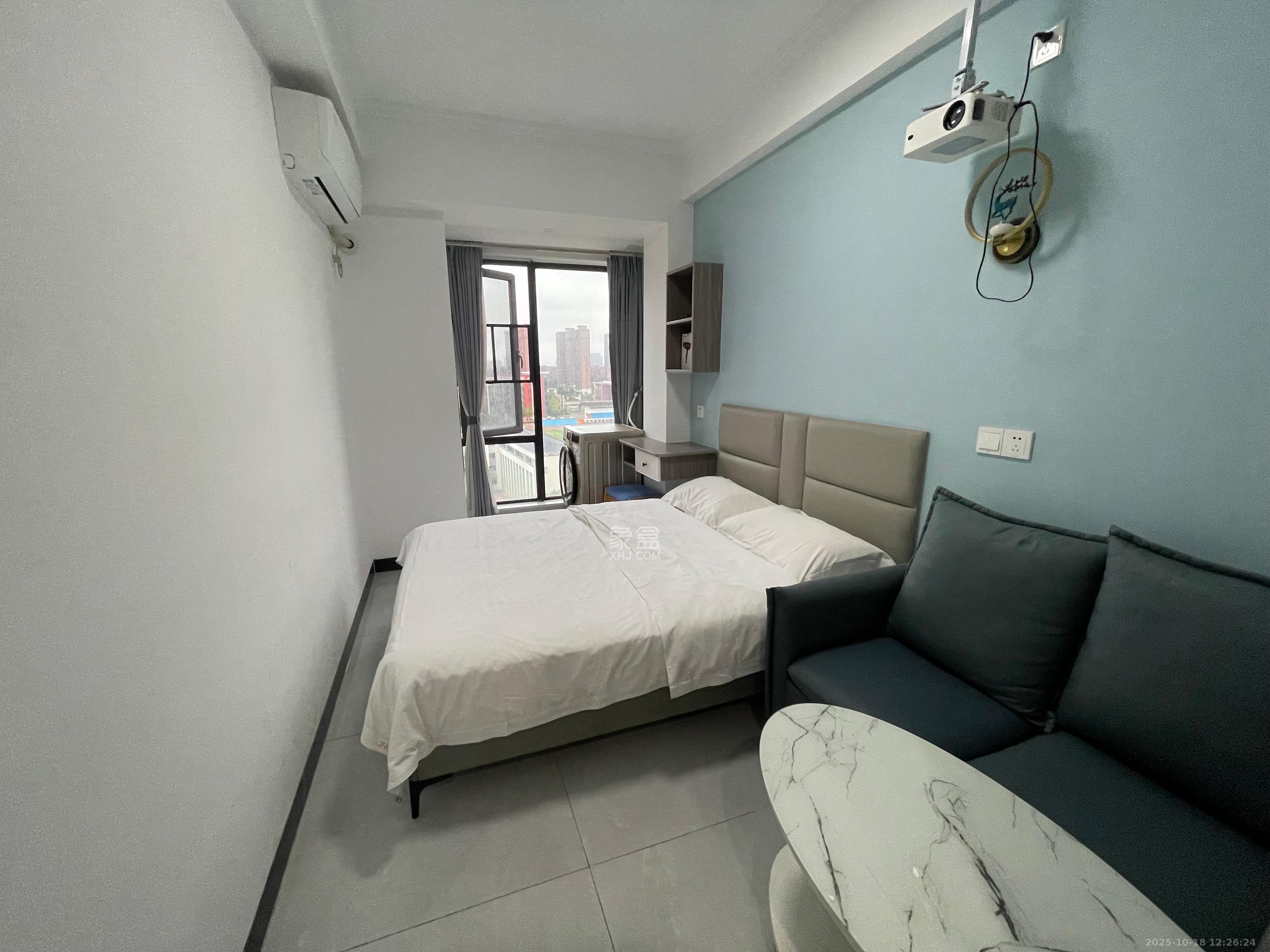 万科金色梦想D区 1室1厅1卫 1100.0元/月 万科金色梦想D区 1室1厅1卫 1100.0元/月室内图