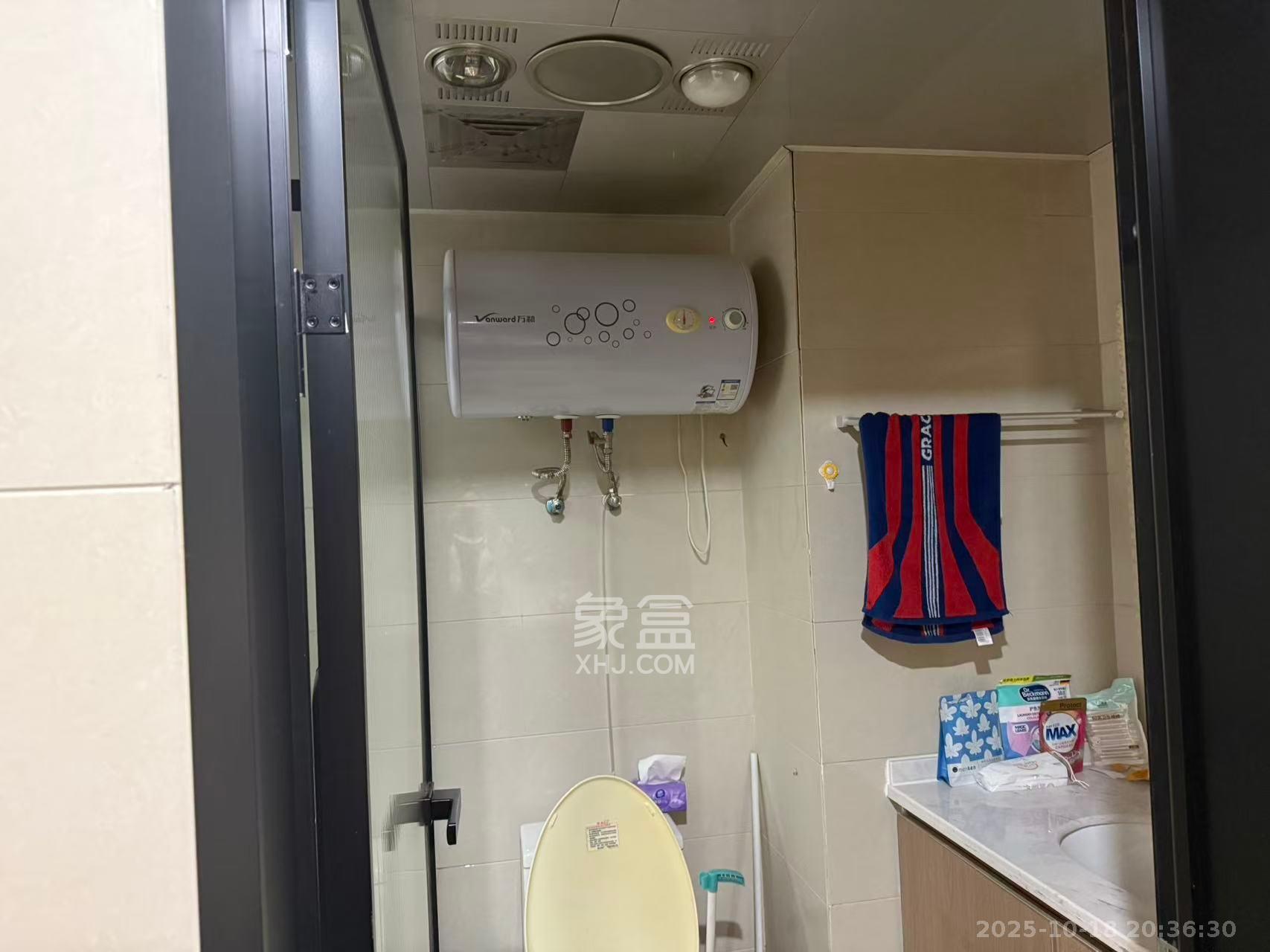 湘腾城市广场  1室1厅1卫    1500.0元/月 湘腾城市广场  1室1厅1卫    1500.0元/月室内图