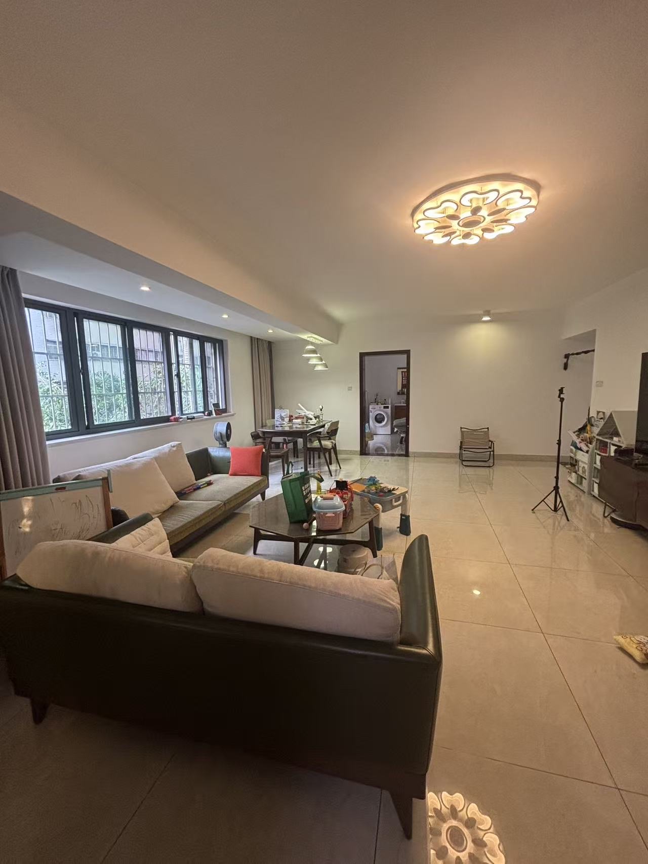 昌茂花园  3室1厅1卫    102.0万 昌茂花园  3室1厅1卫    102.0万户型图