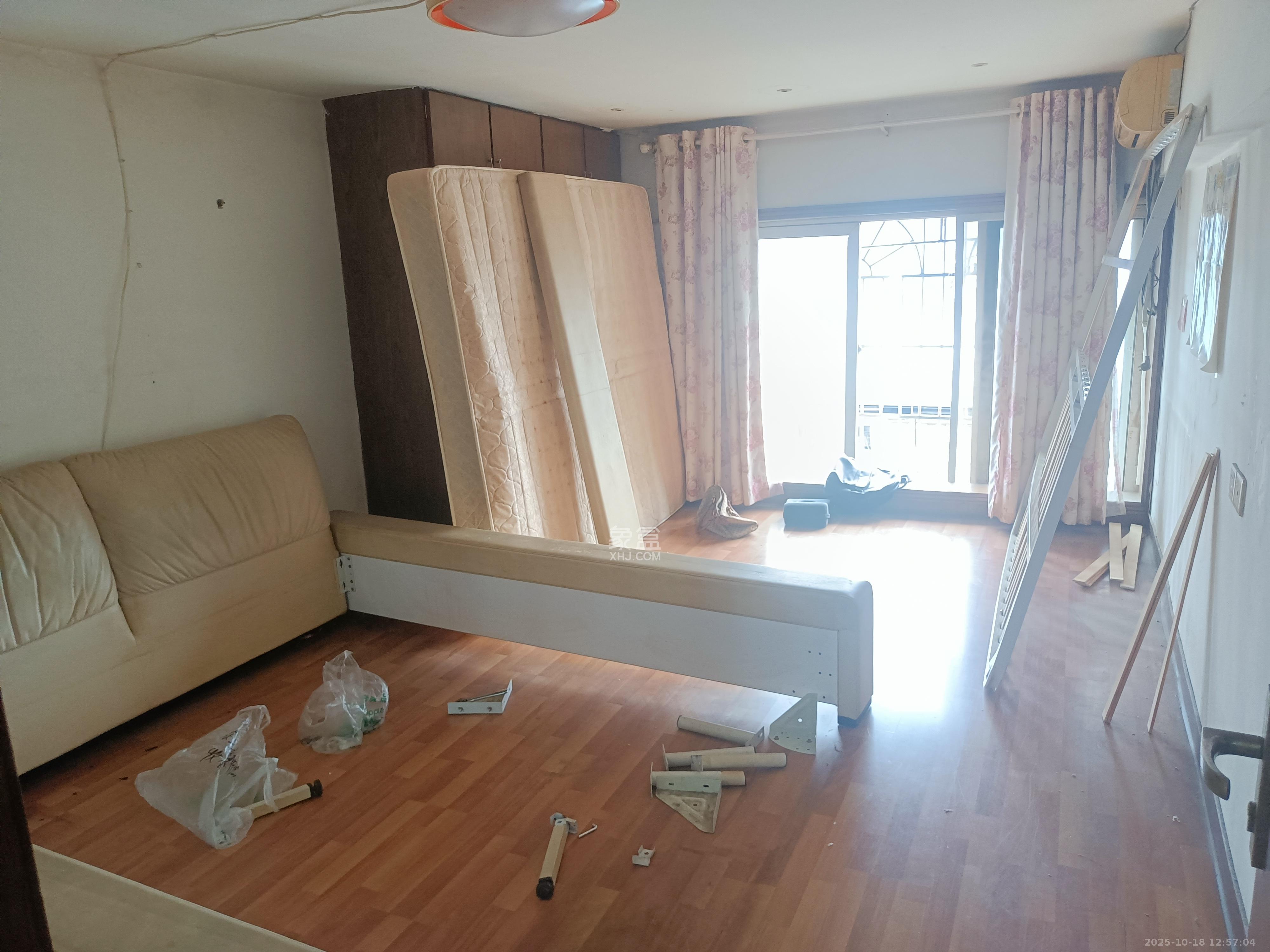 城市经典  2室2厅1卫    3200.0元/月 城市经典  2室2厅1卫    3200.0元/月室内图