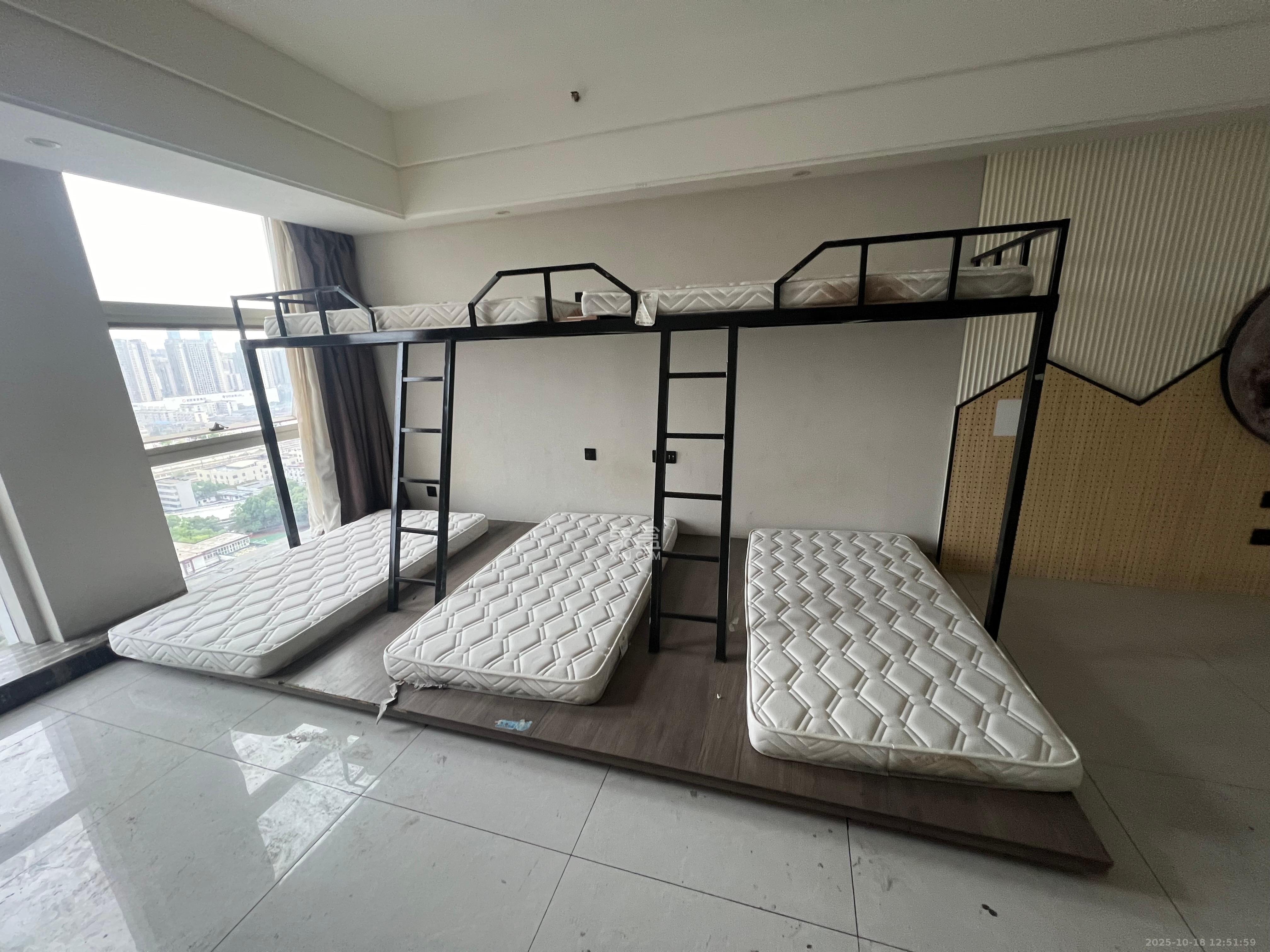 宇成朝阳广场  1室1厅1卫    3000.0元/月