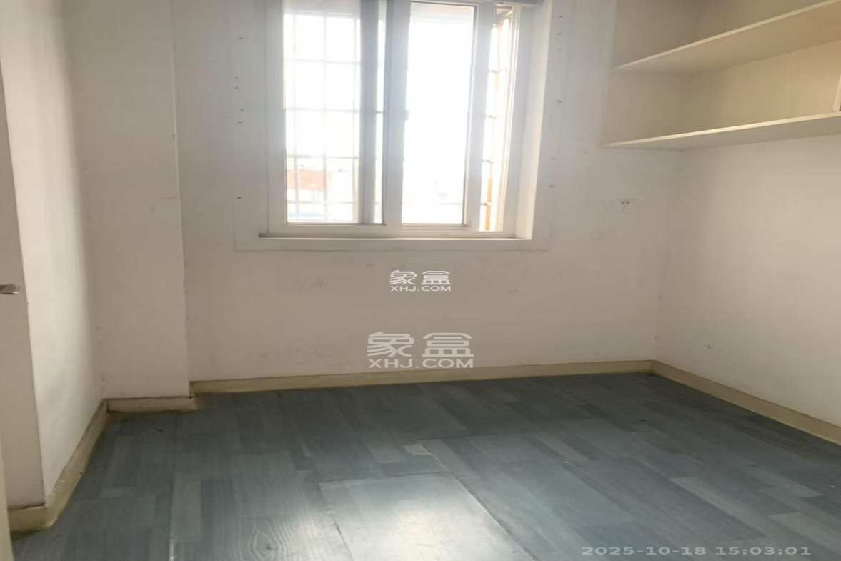 湘中海星之都 3室2厅1卫 2400.0元/月 湘中海星之都 3室2厅1卫 2400.0元/月室内图