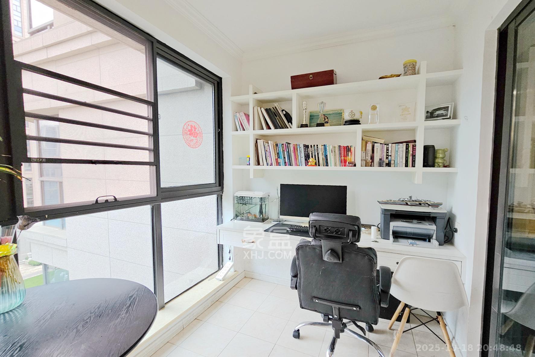 明昇壹城(明昇时代广场)一期  3室2厅2卫    178.0万 明昇壹城(明昇时代广场)一期  3室2厅2卫    178.0万阳台