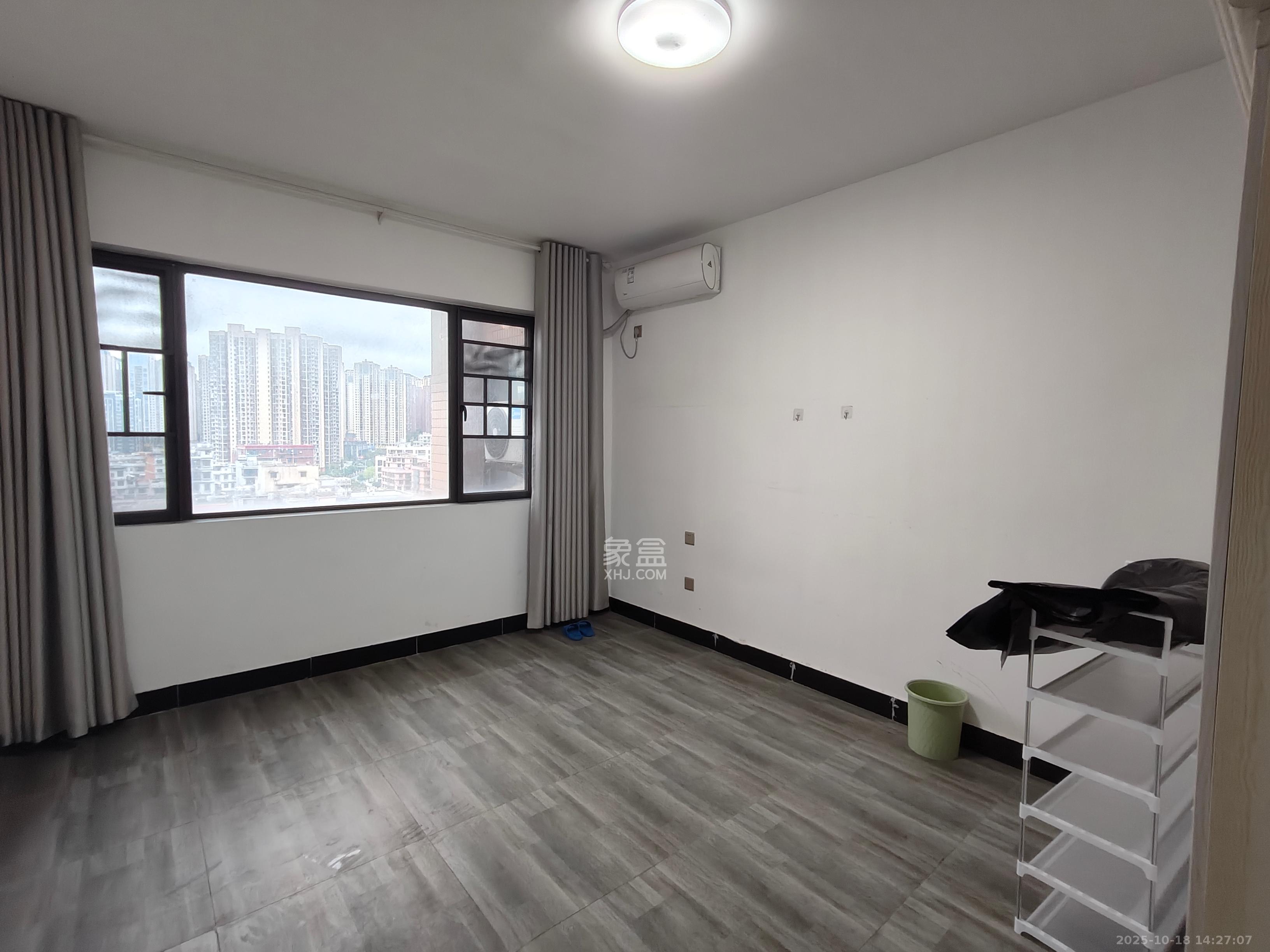 润和又一城  4室2厅2卫    2800.0元/月 润和又一城  4室2厅2卫    2800.0元/月室内图