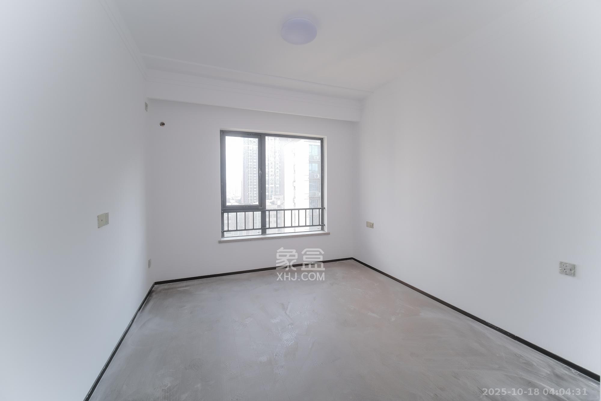 荣盛城  4室2厅2卫    98.0万卧室