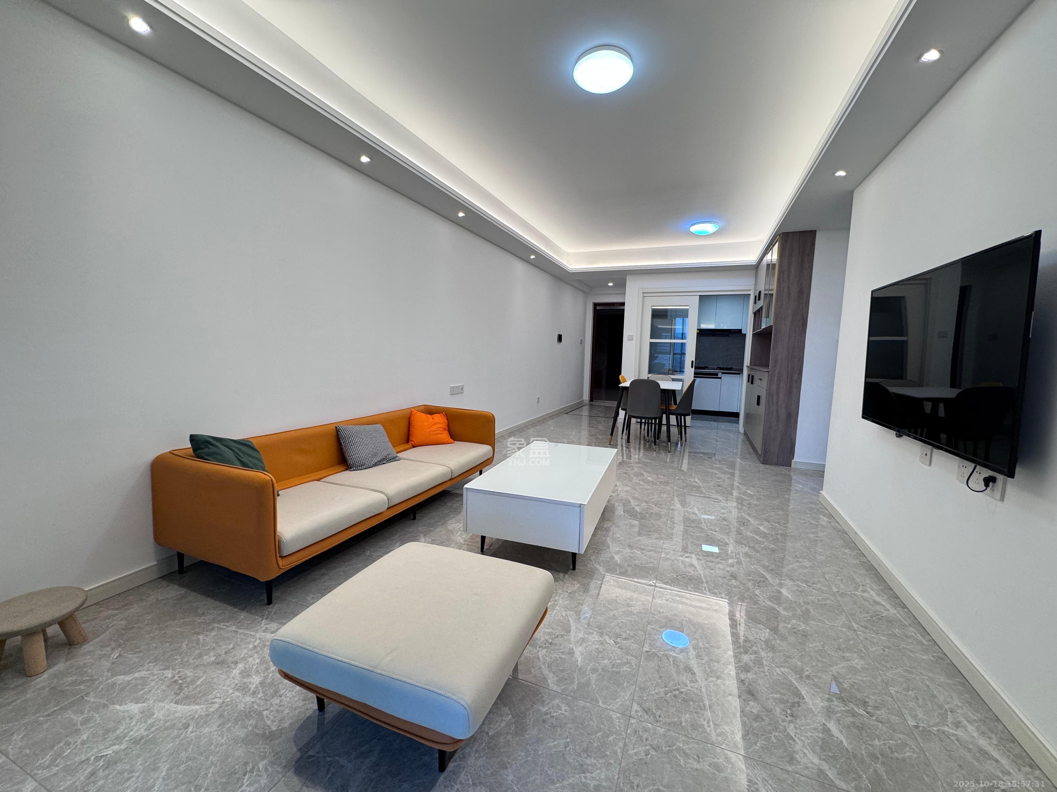 万科金色梦想A区  3室2厅2卫    3100.0元/月 万科金色梦想A区  3室2厅2卫    3100.0元/月室内图