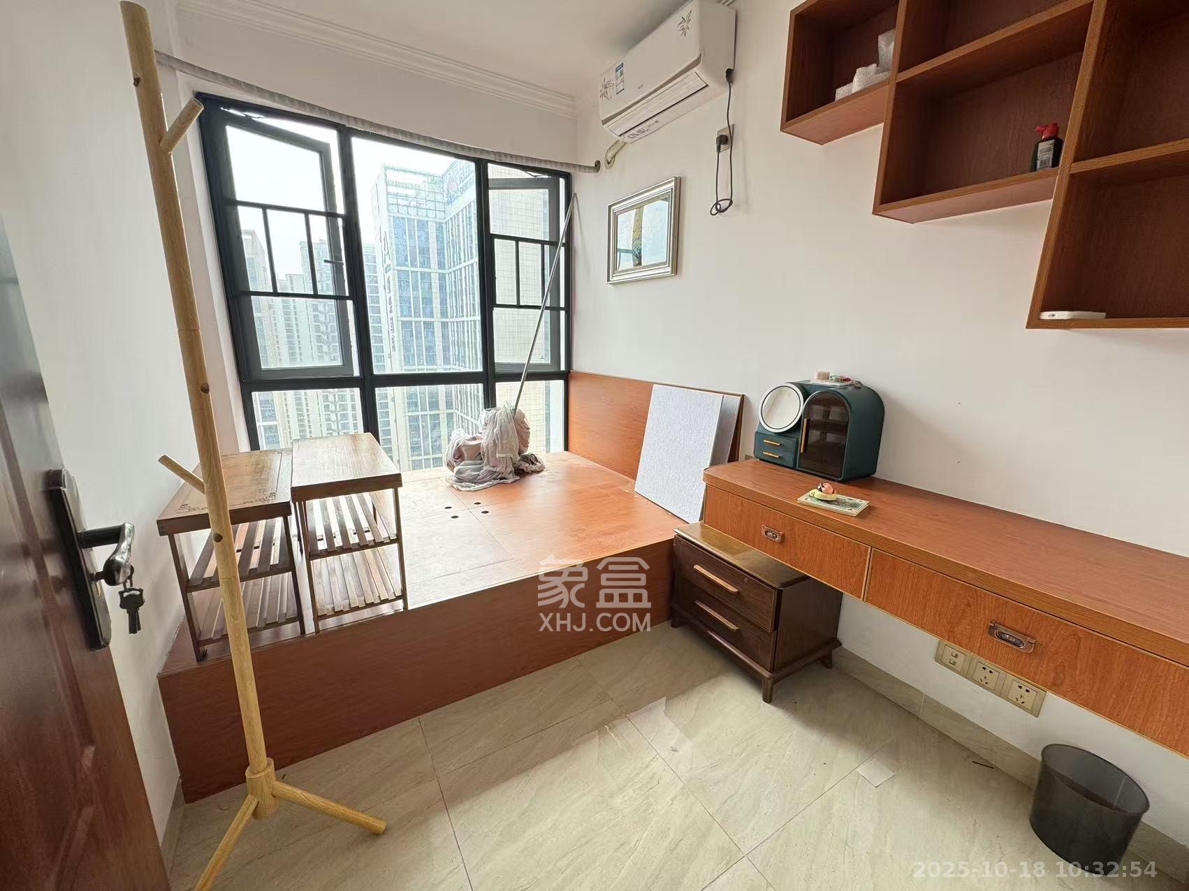 欧亚达国际广场  2室2厅1卫    2200.0元/月室内图