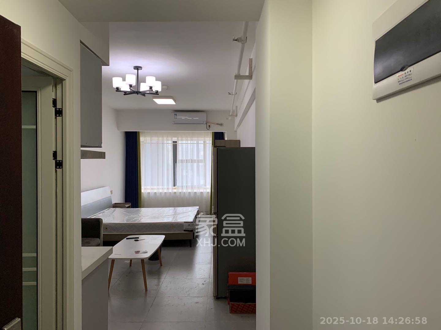 裕天国际商汇中心 1室1厅1卫 1500.0元/月 裕天国际商汇中心 1室1厅1卫 1500.0元/月室内图