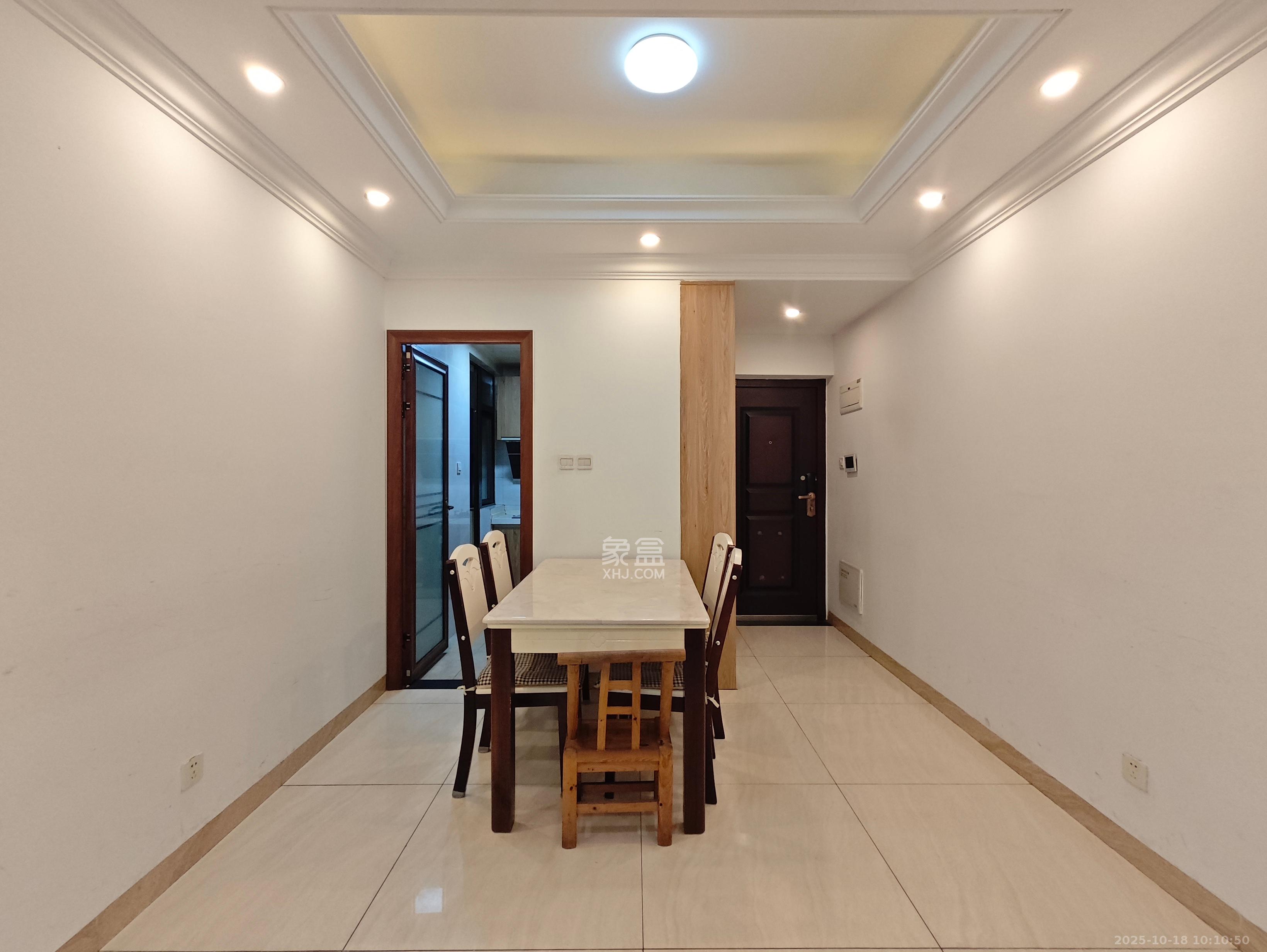 江山帝景哈佛  3室2厅1卫    2000.0元/月 江山帝景哈佛  3室2厅1卫    2000.0元/月室内图