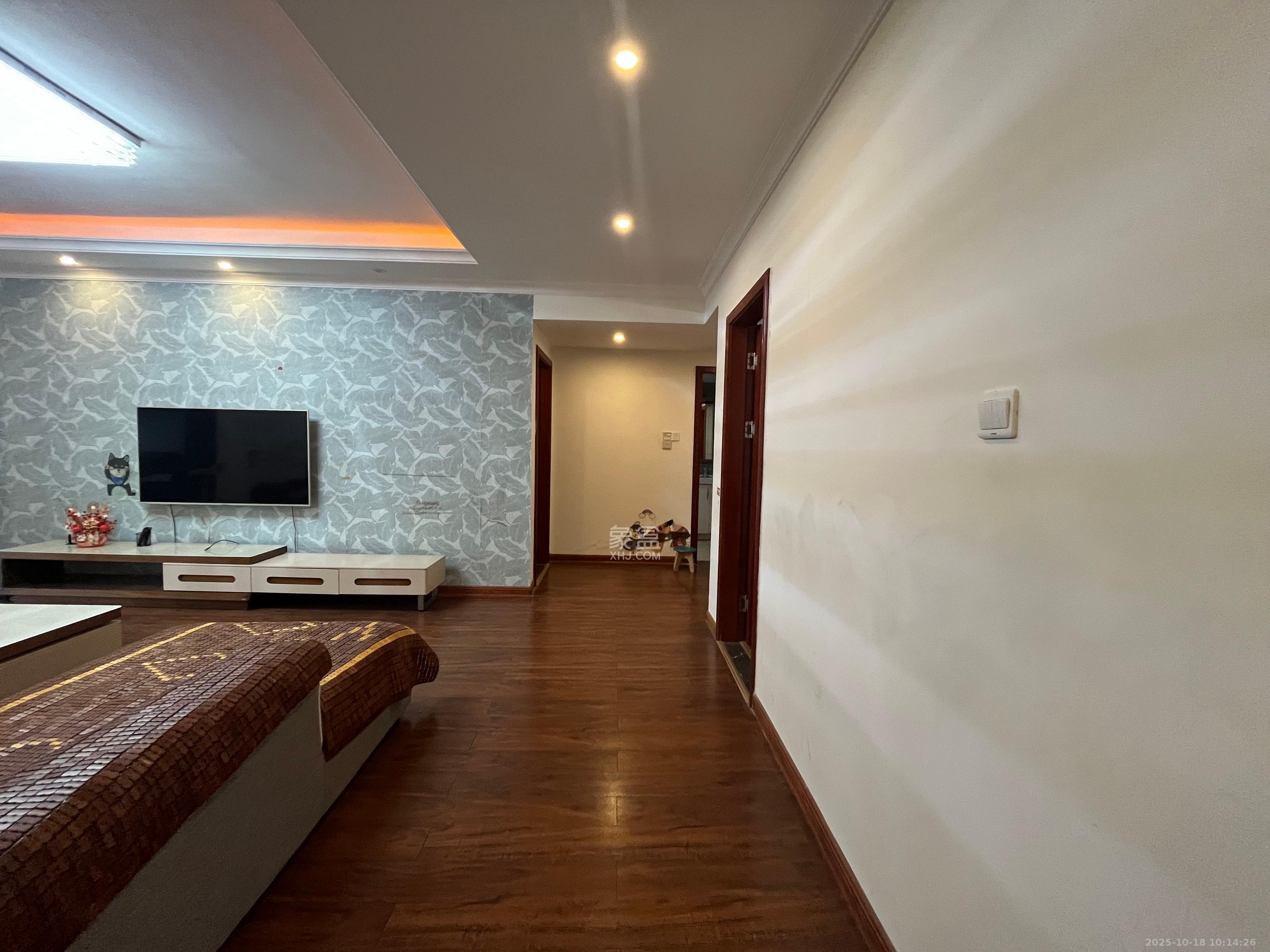 五江天街北区 3室2厅2卫 2500.0元/月 五江天街北区 3室2厅2卫 2500.0元/月室内图