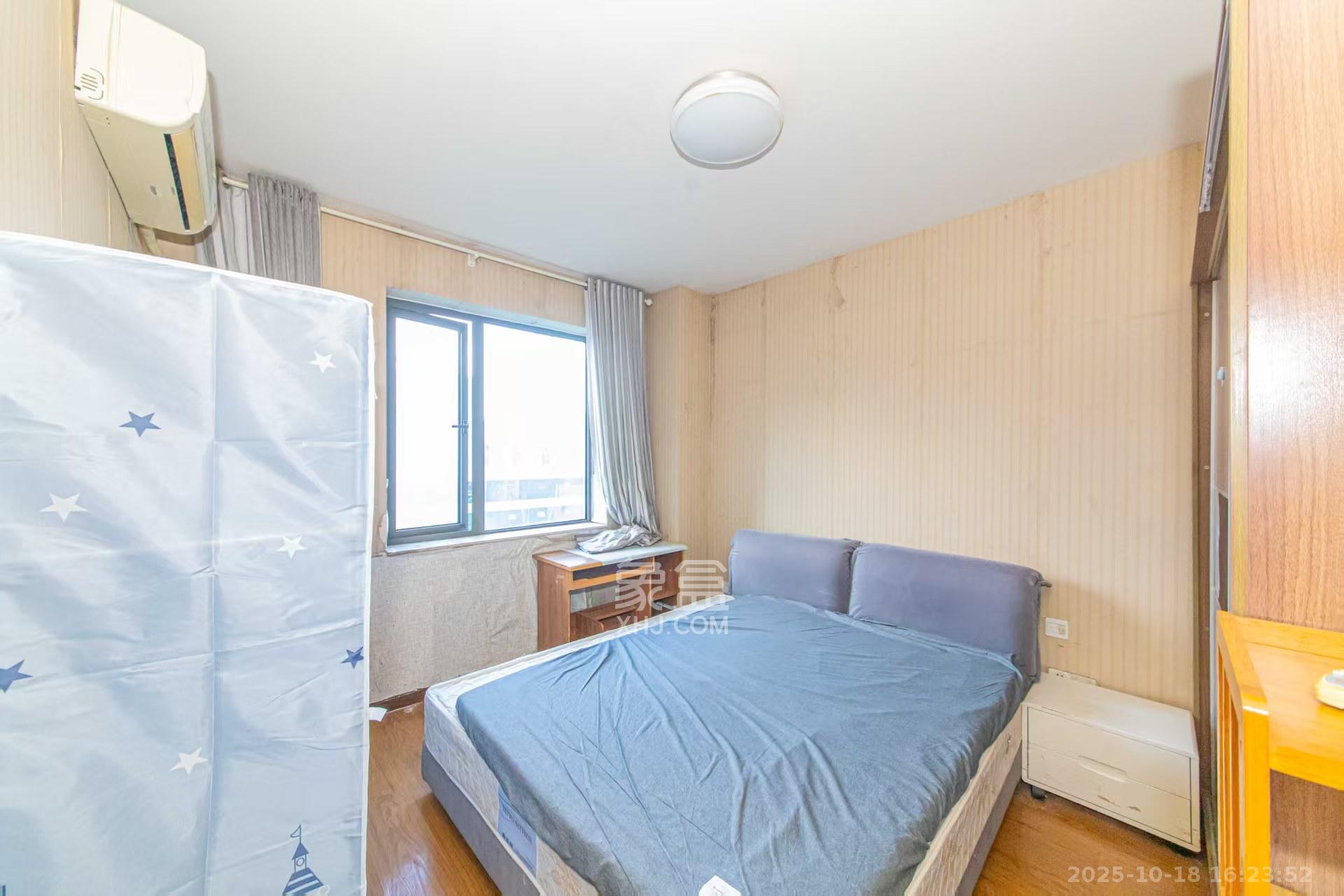 花漾年华(桂花园)  2室2厅1卫    1800.0元/月 花漾年华(桂花园)  2室2厅1卫    1800.0元/月室内图