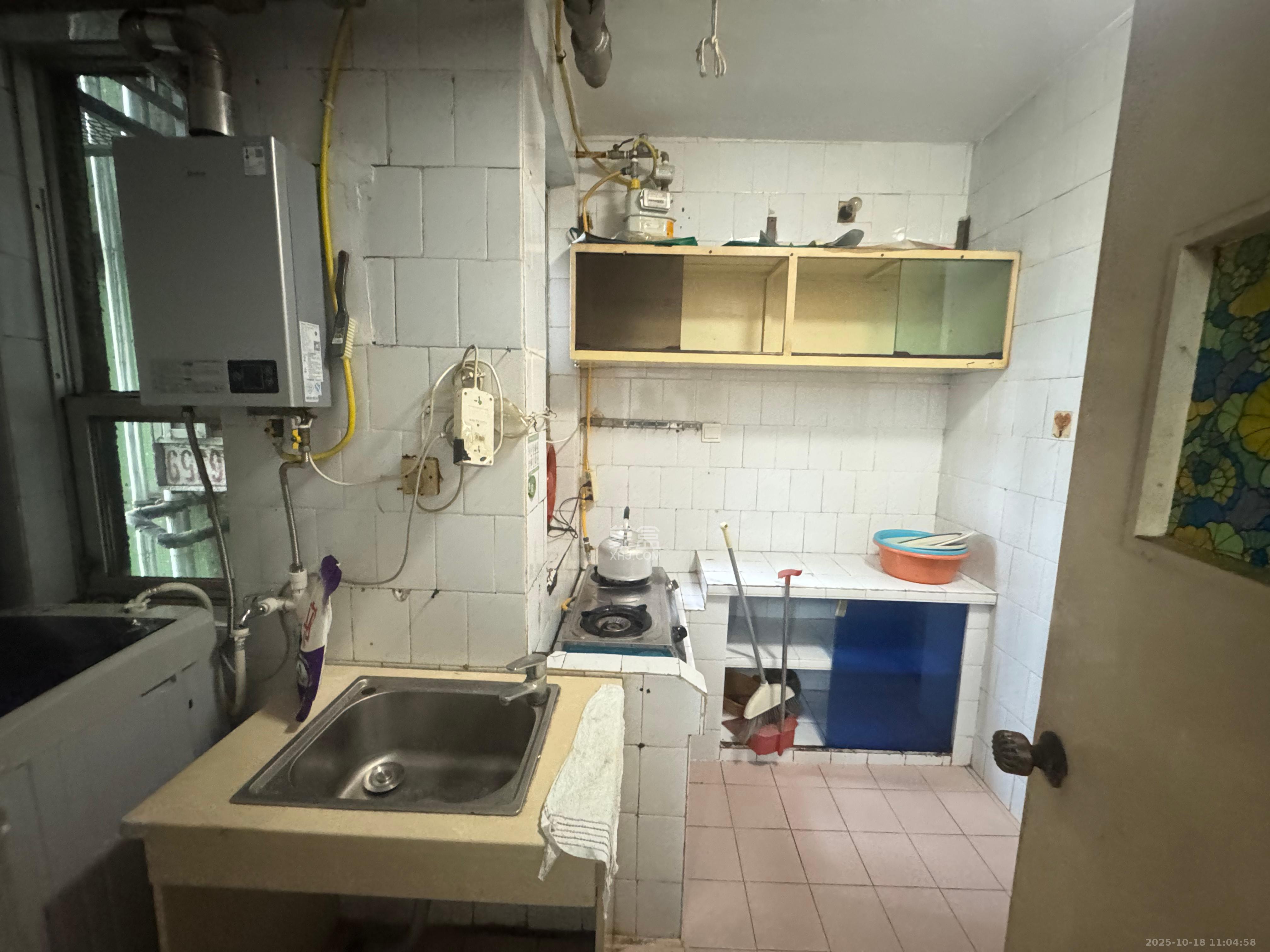 长沙卷烟厂高层小区  1室1厅1卫    1500.0元/月室内图