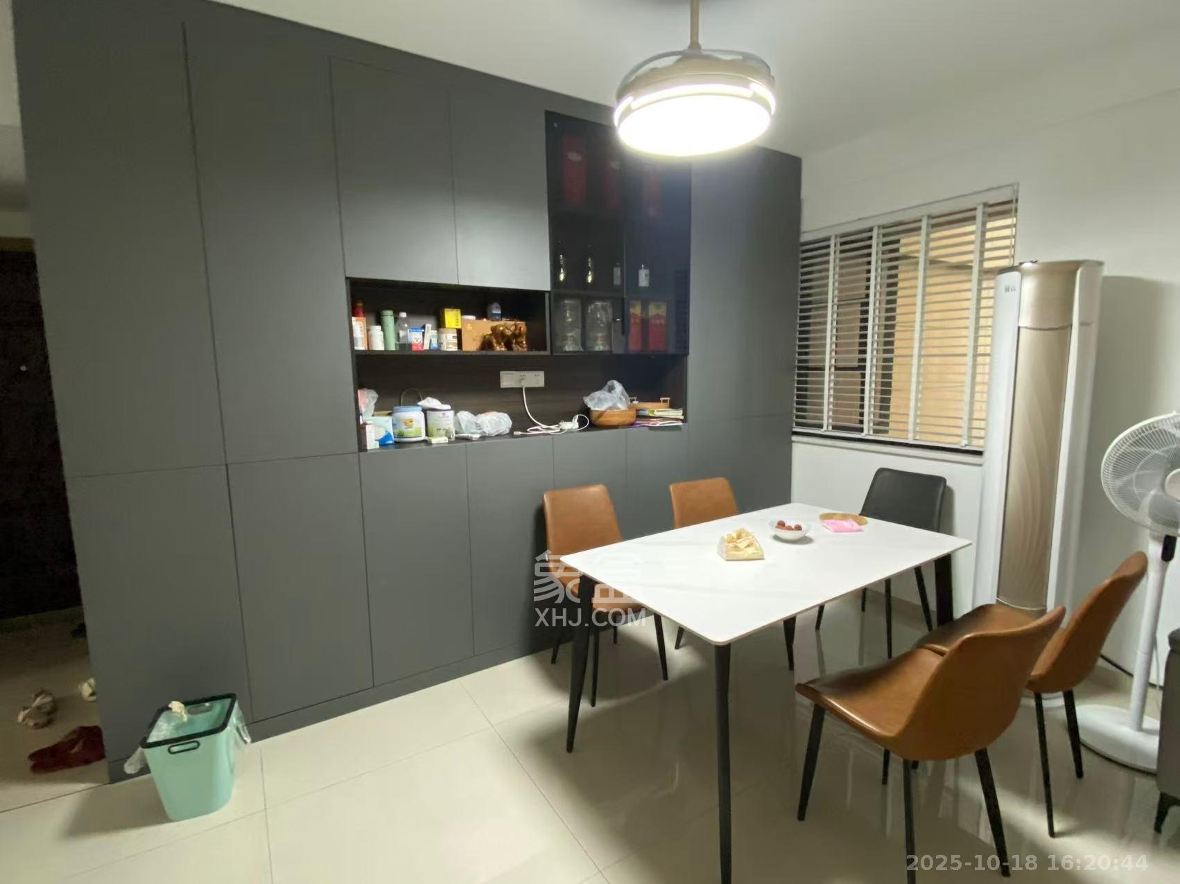 合能枫丹丽舍（柏悦名苑)  3室2厅2卫    3000.0元/月