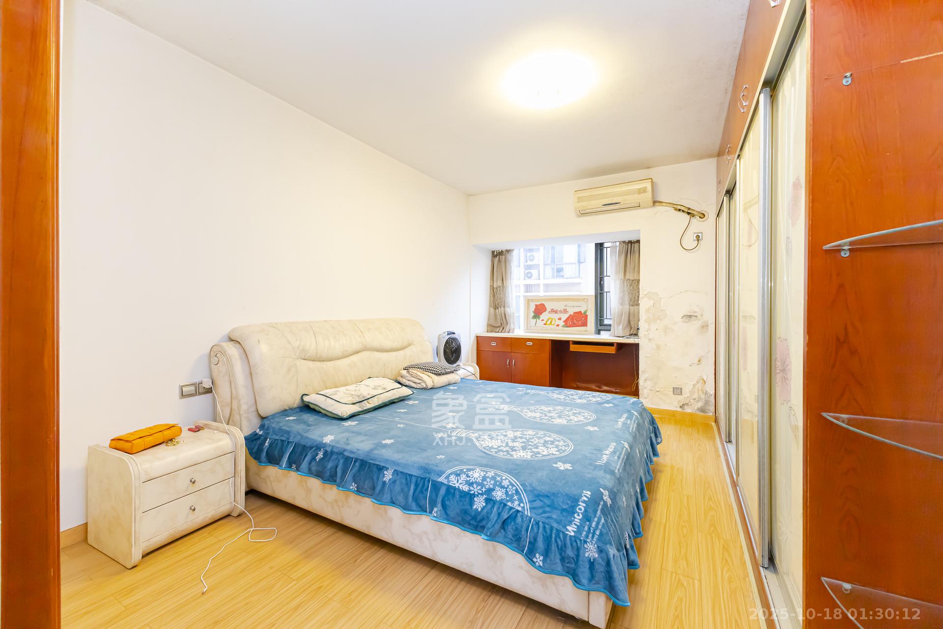 南山苏迪亚诺 3室2厅2卫 79.8万 南山苏迪亚诺 3室2厅2卫 79.8万卧室