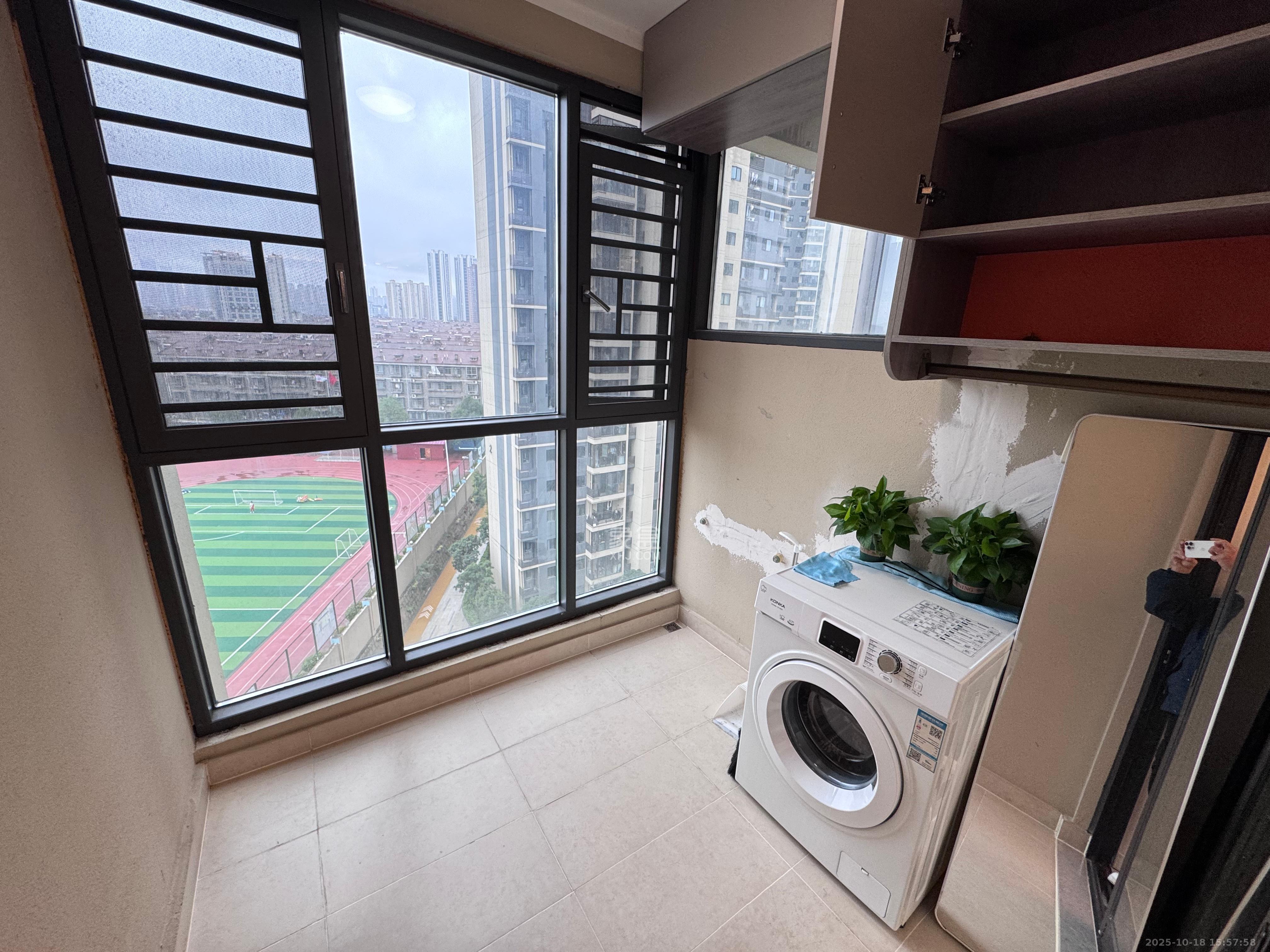 万科金色梦想A区  3室2厅2卫    3100.0元/月 万科金色梦想A区  3室2厅2卫    3100.0元/月室内图