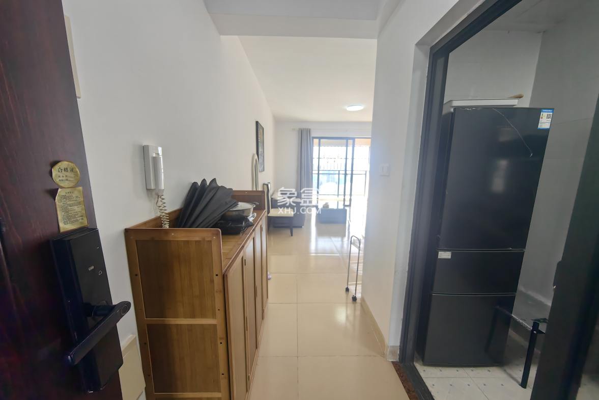 冠盛天泽园 2室2厅1卫 2300.0元/月 冠盛天泽园 2室2厅1卫 2300.0元/月室内图