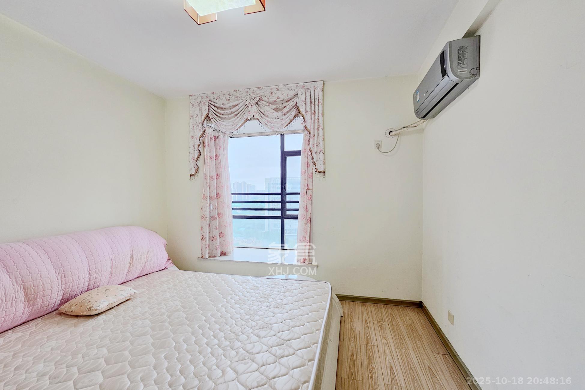 星城映象  2室1厅1卫    65.0万卧室