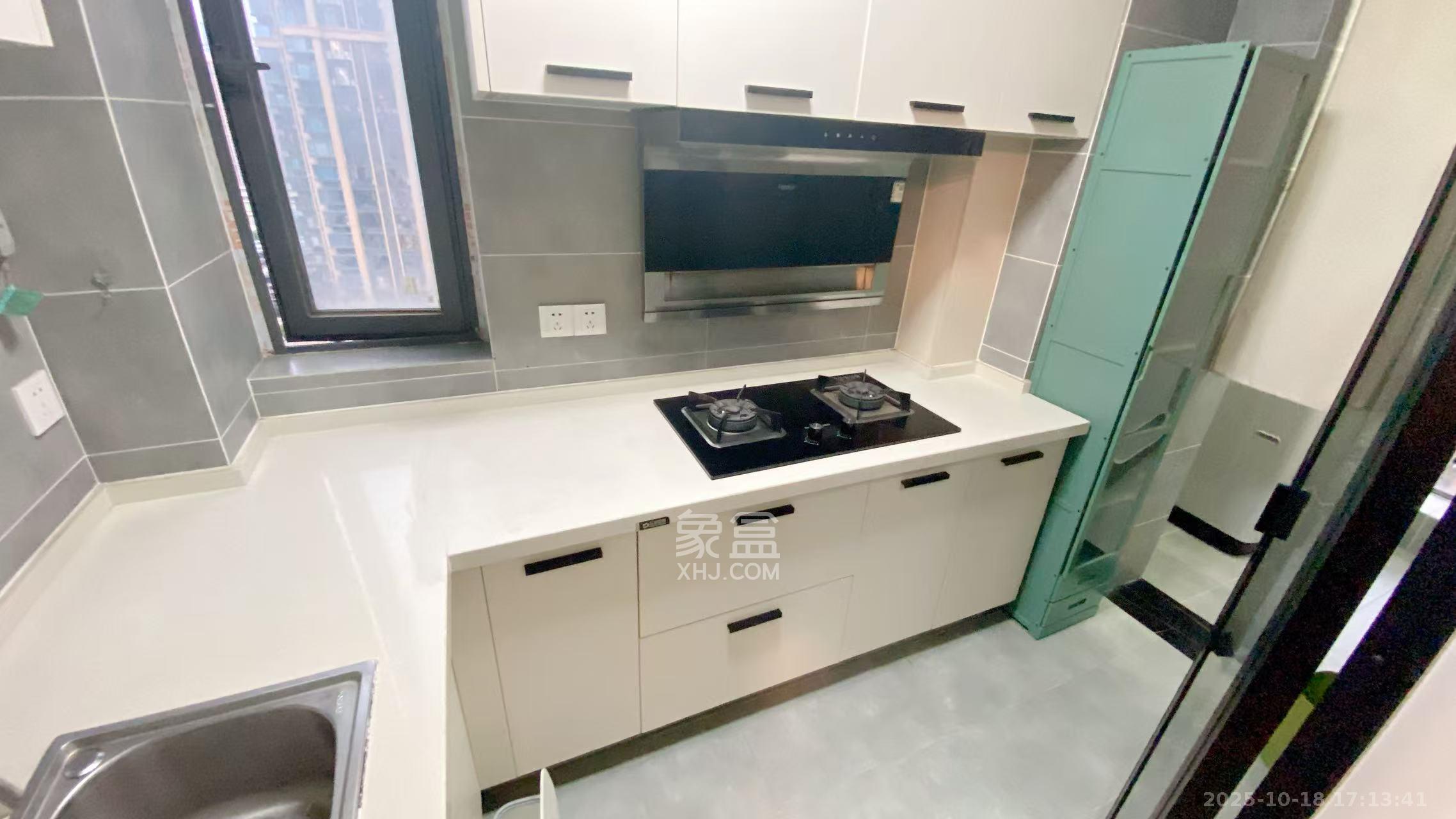 天健城  1室1厅1卫    2400.0元/月室内图