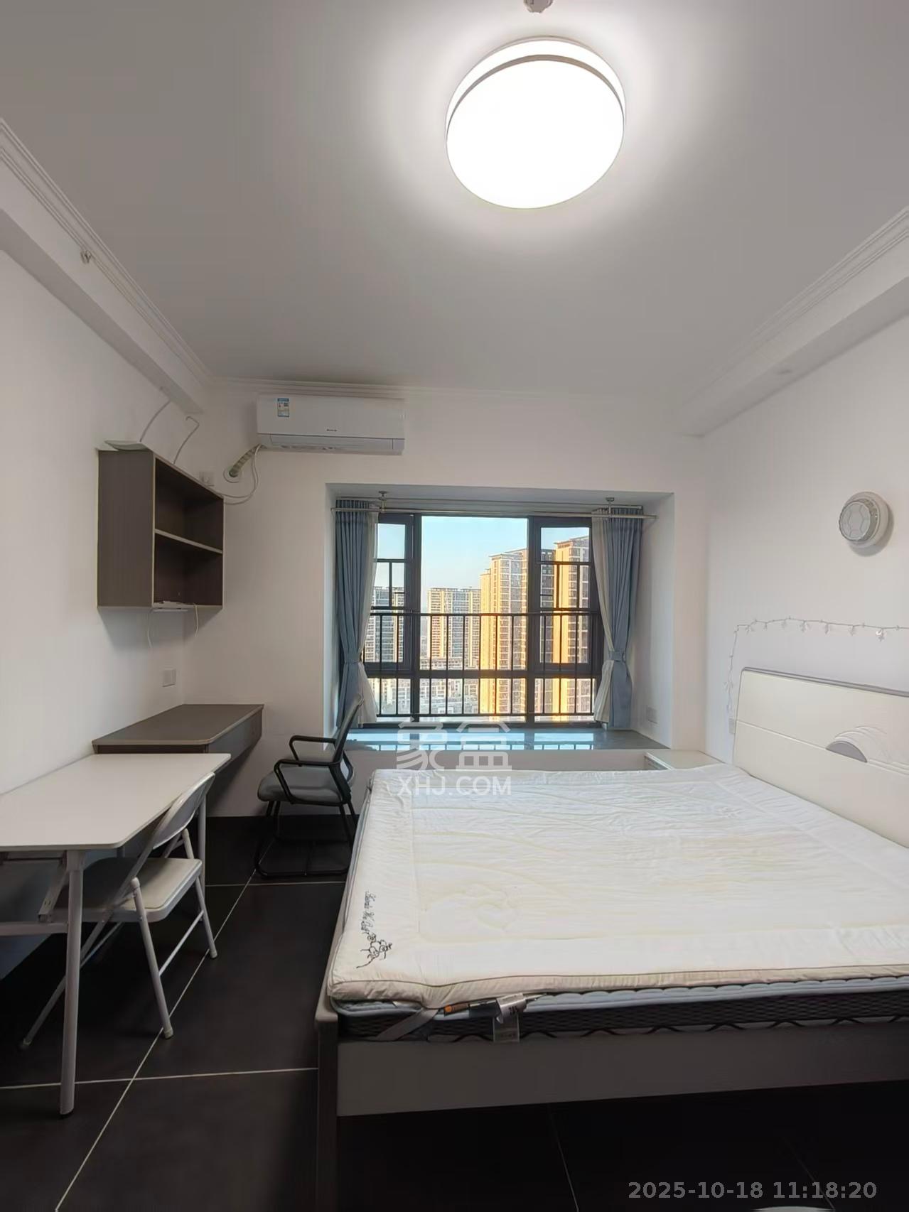 碧桂园翘楚棠  1室1厅1卫    1350.0元/月 碧桂园翘楚棠  1室1厅1卫    1350.0元/月