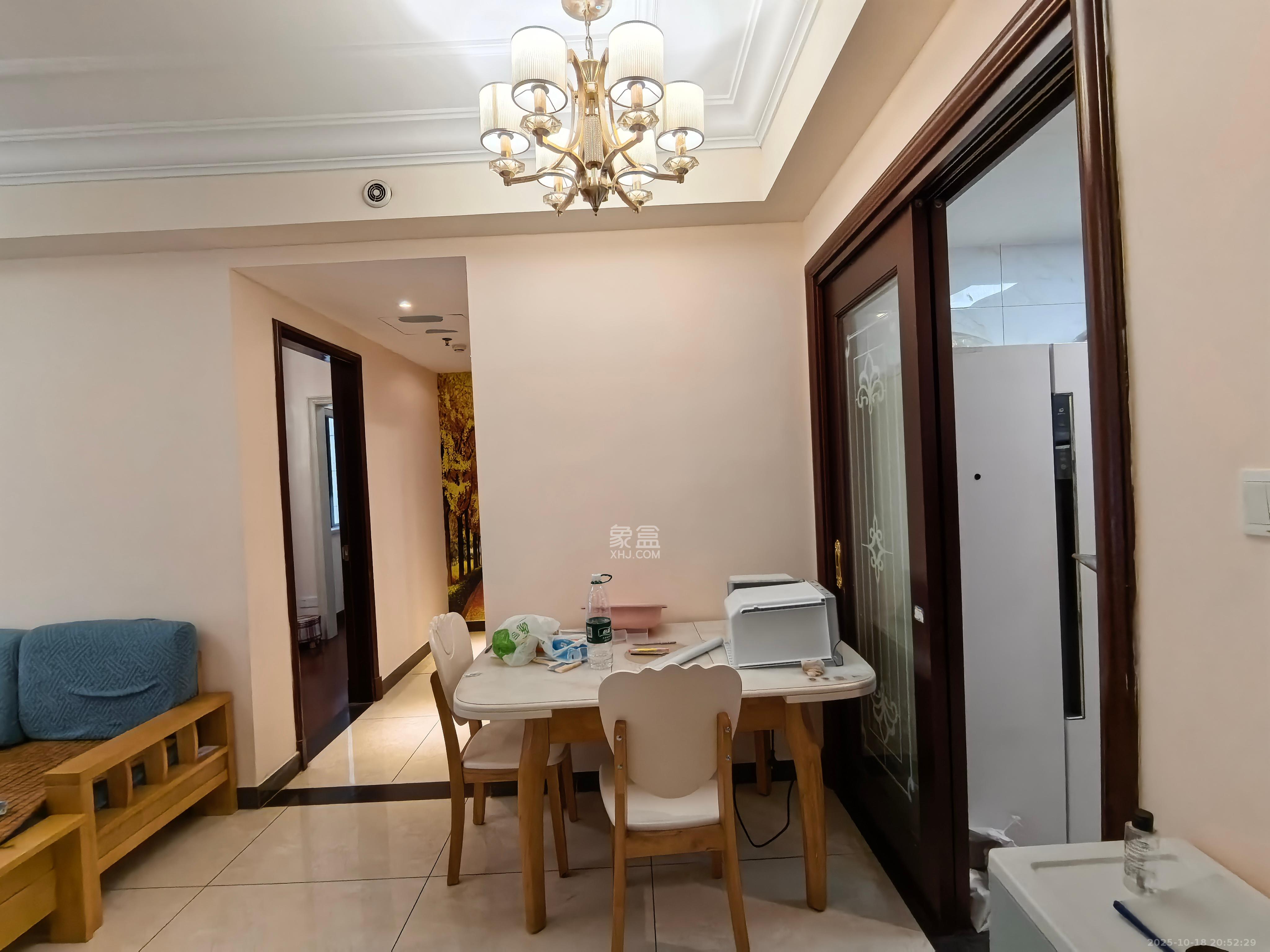 恒大御景半岛锦绣苑 3室2厅1卫 2400.0元/月 恒大御景半岛锦绣苑 3室2厅1卫 2400.0元/月室内图