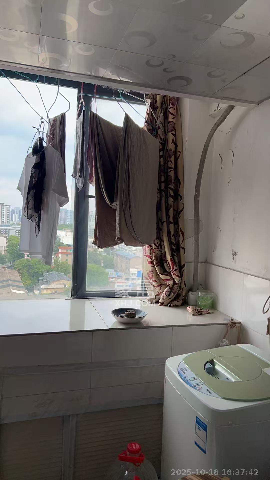 观园国际公寓 1室1厅1卫 1500.0元/月 观园国际公寓 1室1厅1卫 1500.0元/月室内图