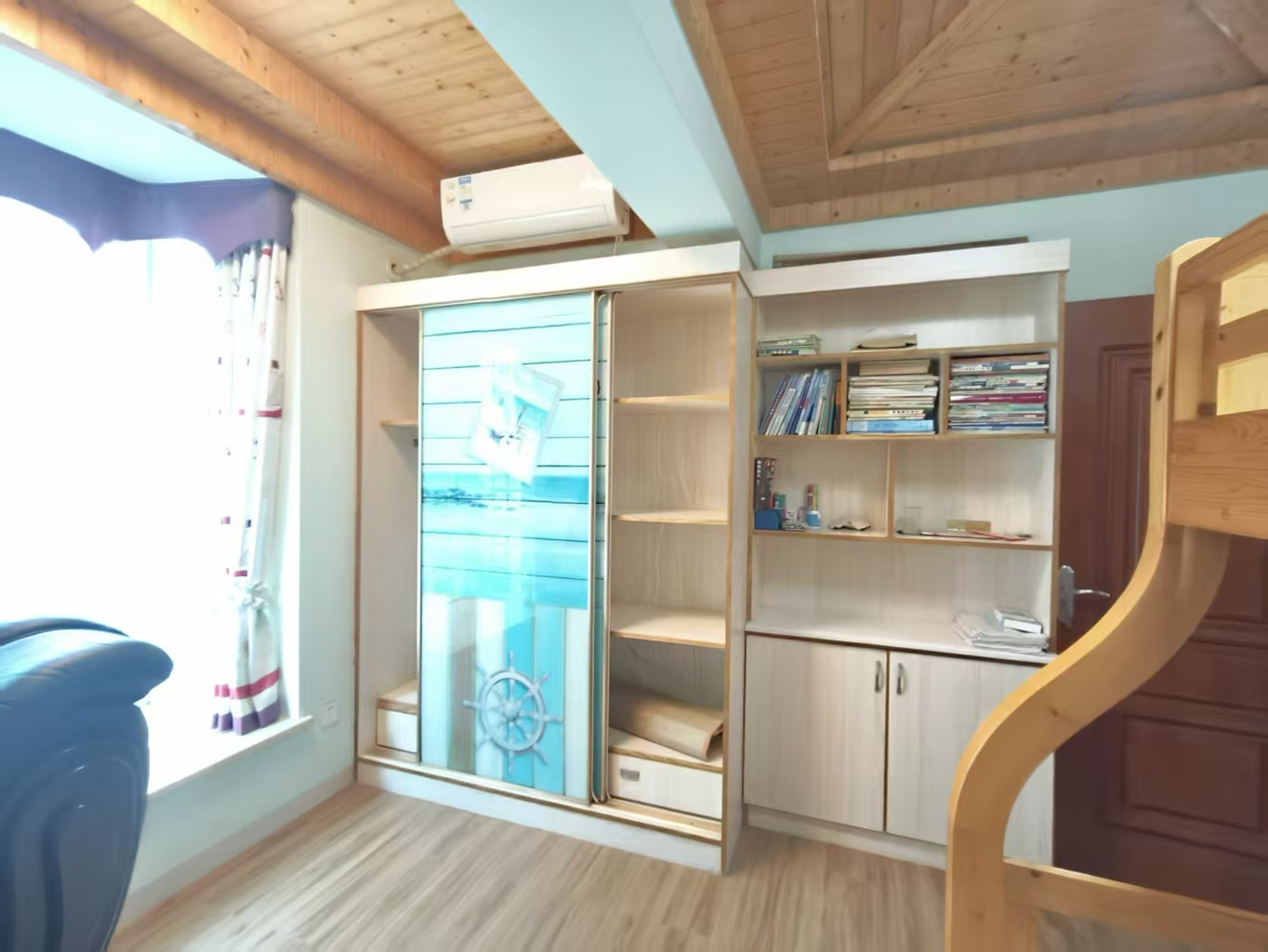 环卫大厦  3室2厅2卫    2900.0元/月室内图