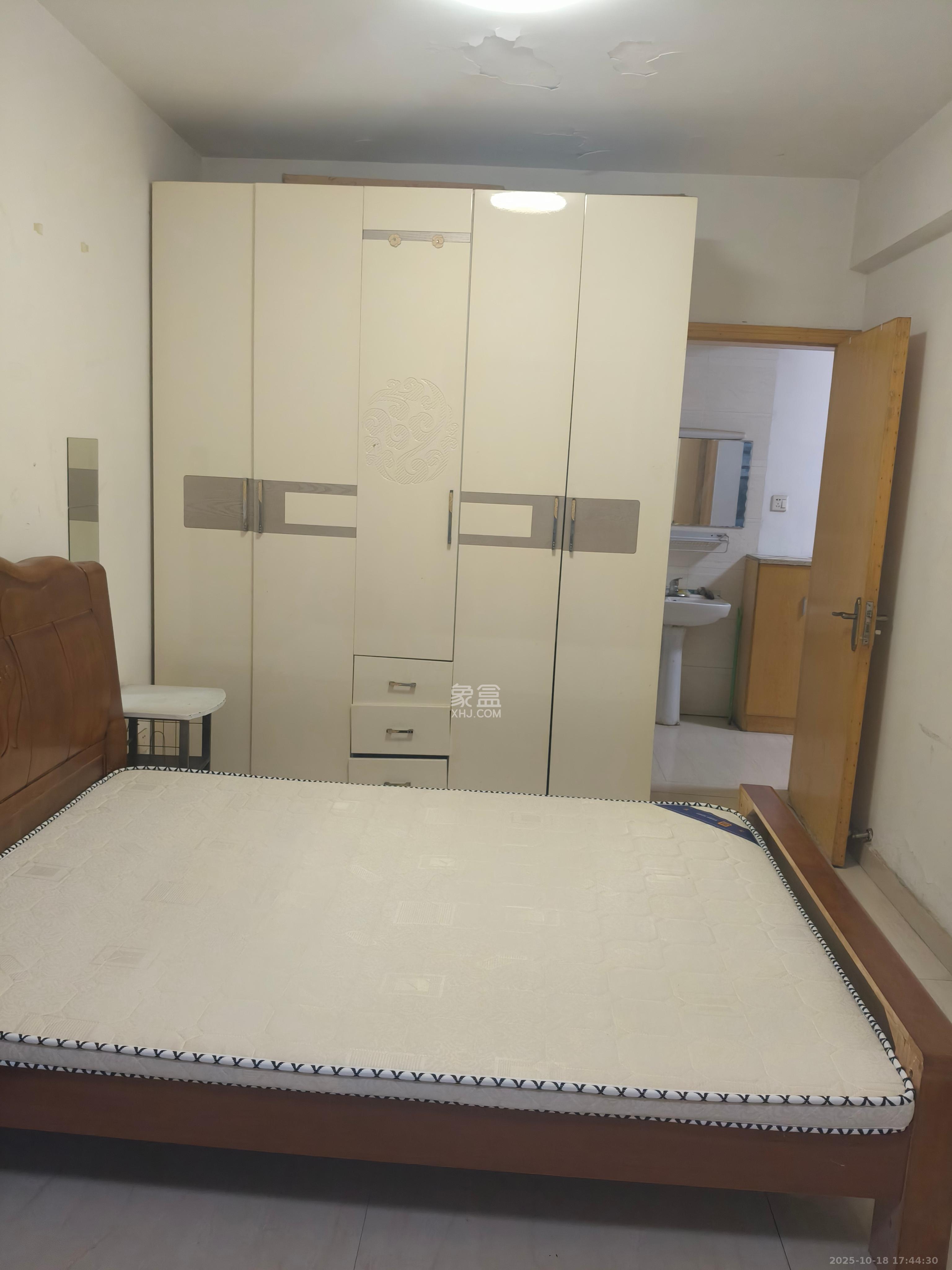 中国铁建国际城一期  2室1厅1卫    1200.0元/月室内图