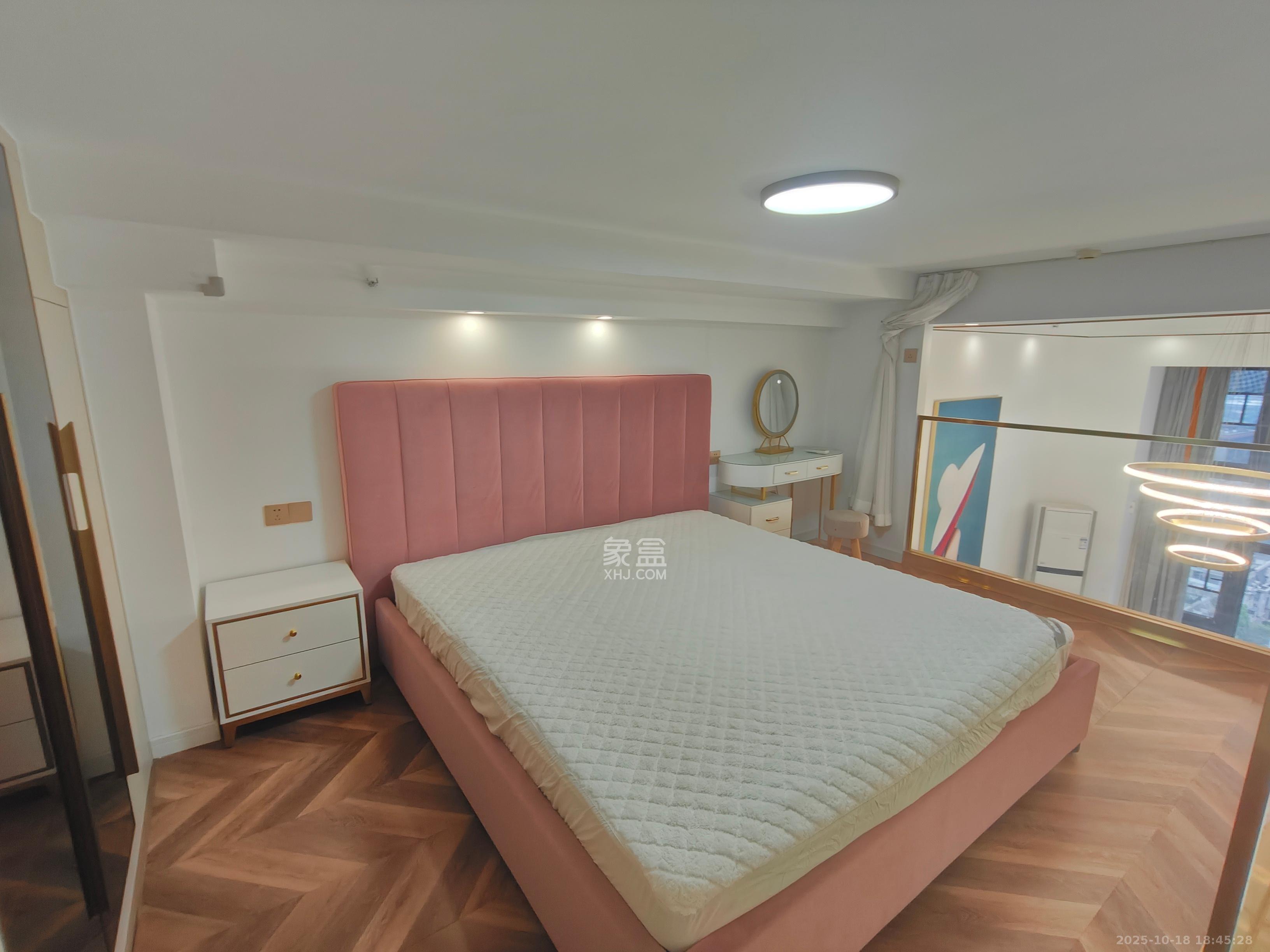 明昇壹城（明昇时代广场）三期  2室1厅1卫    2600.0元/月室内图