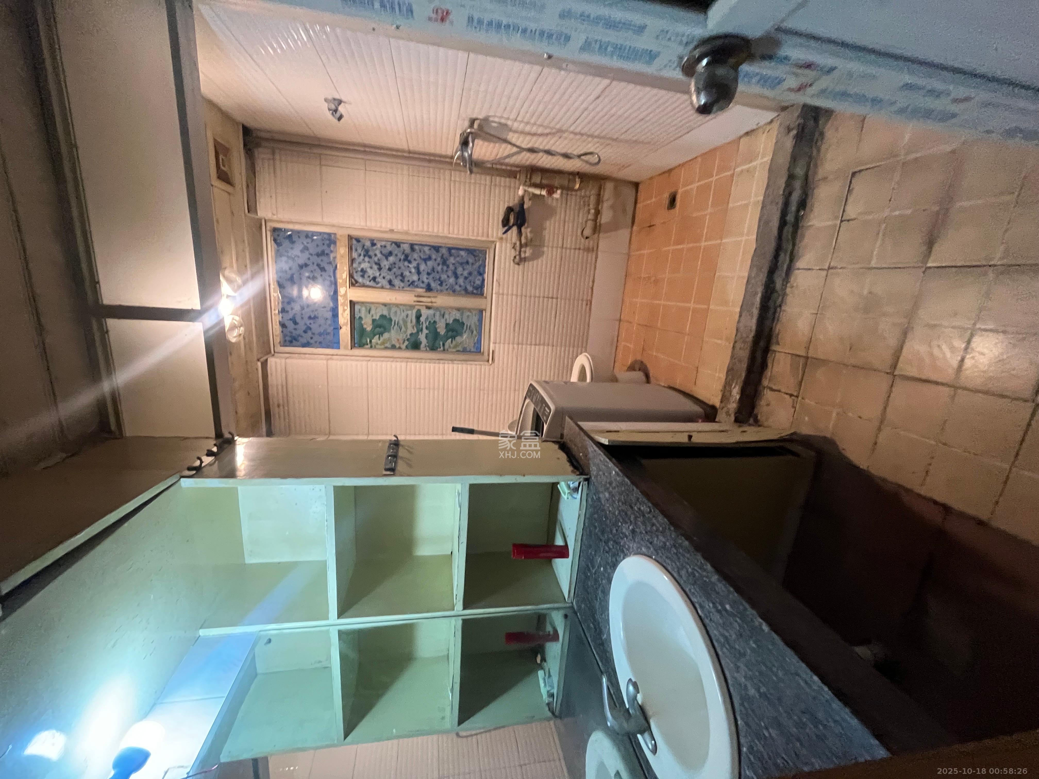 铭园小区  1室2厅2卫    3000.0元/月室内图