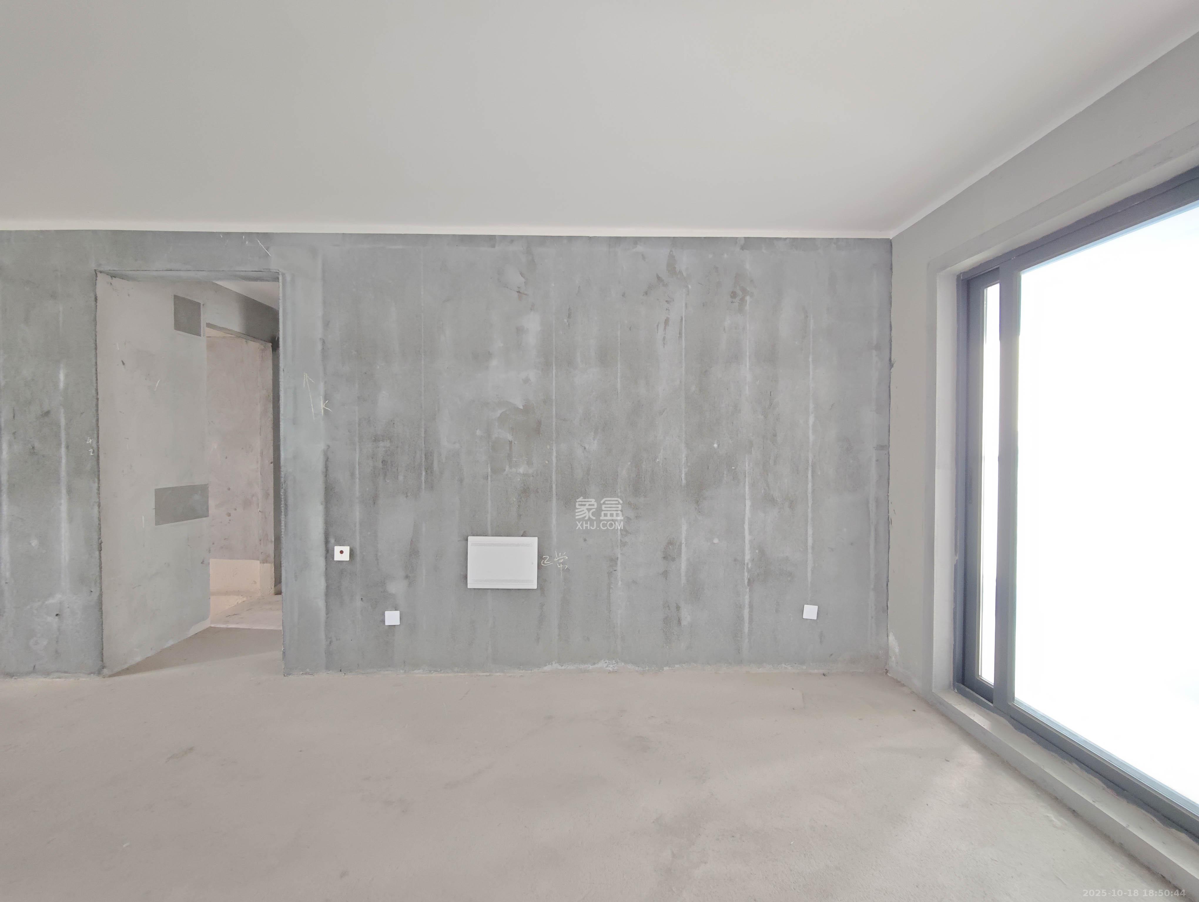 融创会展上东区  3室2厅1卫    79.9万客厅