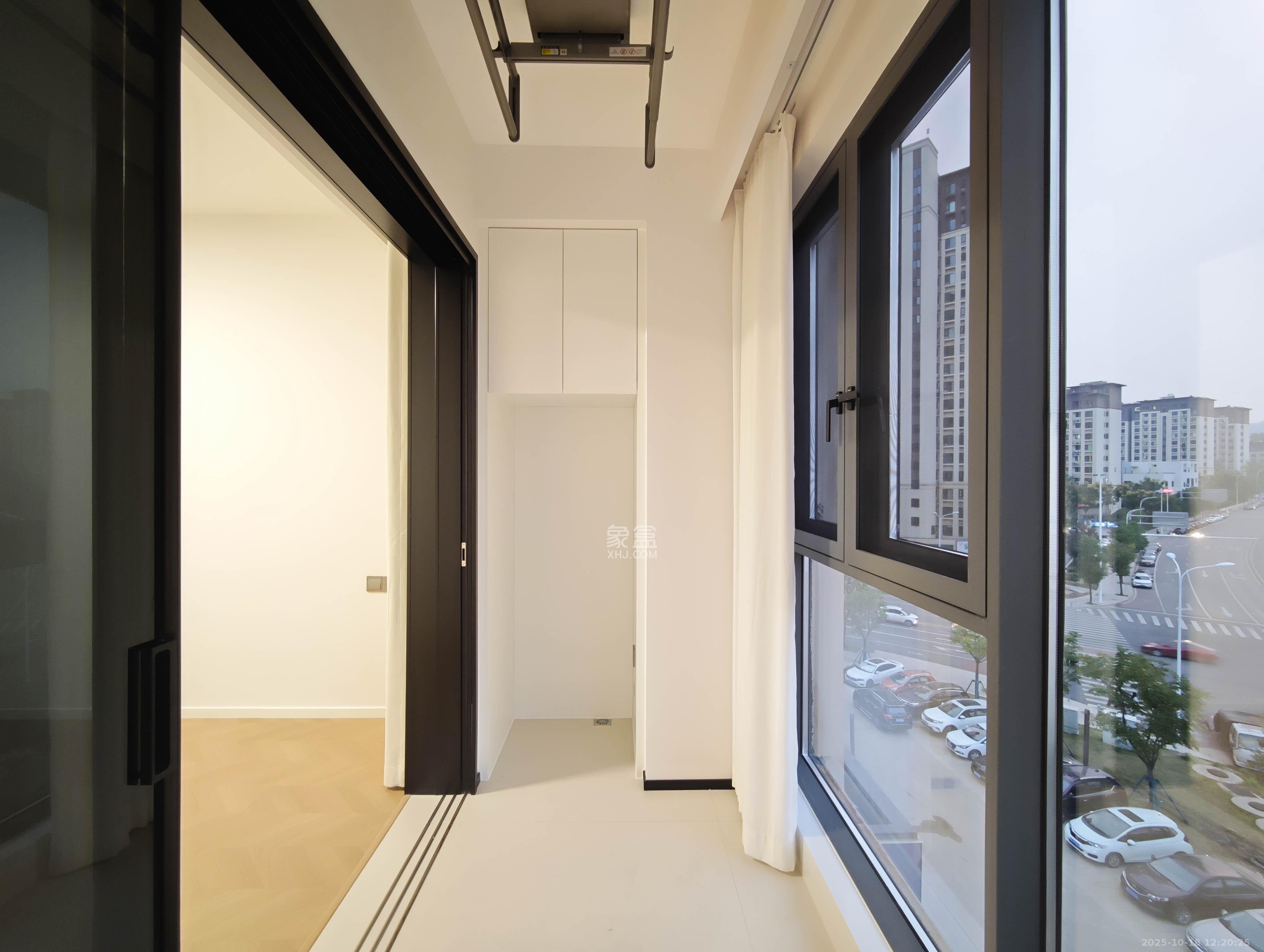 远洋红星天铂一期 4室2厅2卫 159.8万 远洋红星天铂一期 4室2厅2卫 159.8万阳台