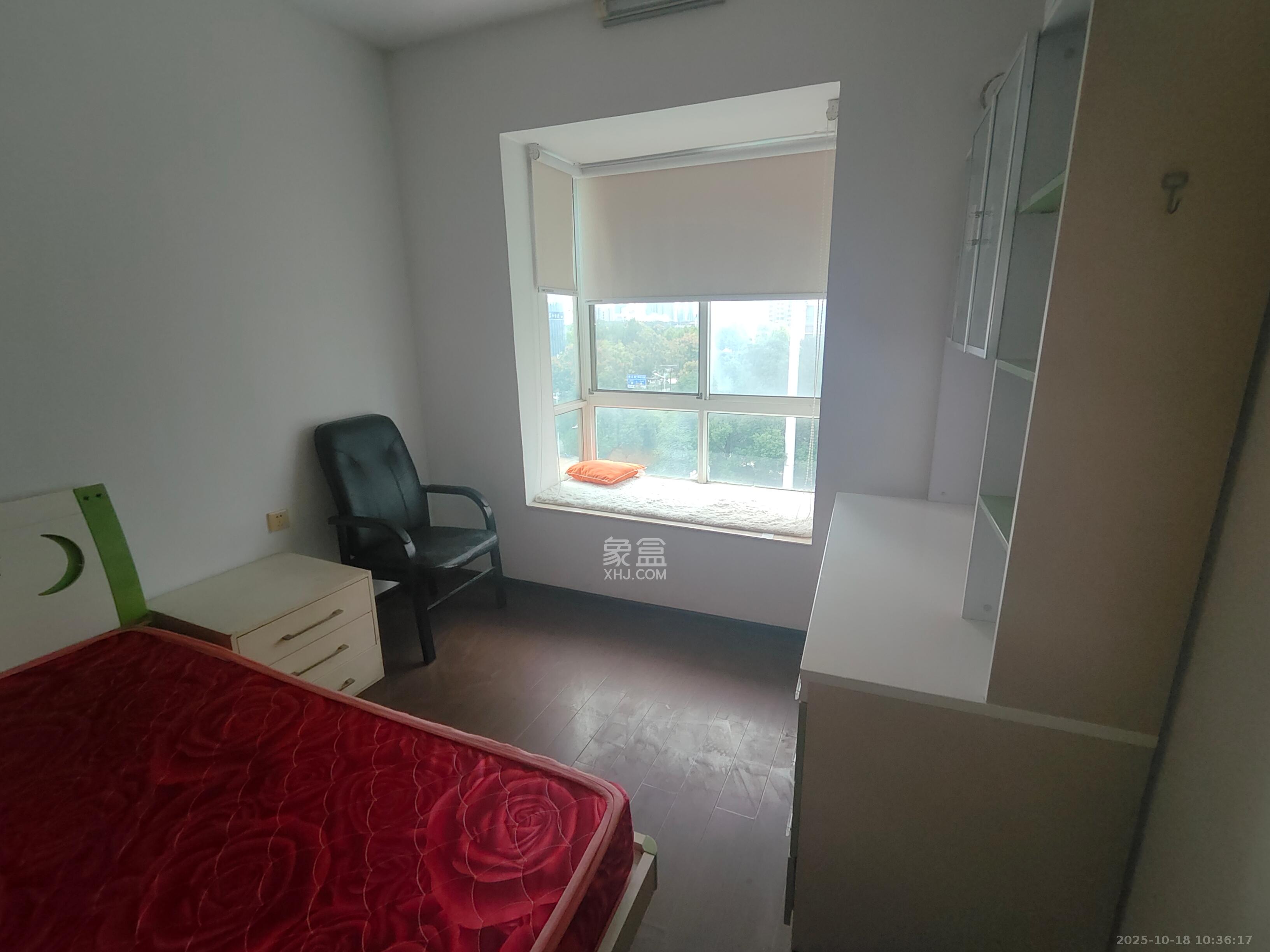 四季美景三期(四季美景水木轩)  2室2厅1卫    2300.0元/月 四季美景三期(四季美景水木轩)  2室2厅1卫    2300.0元/月室内图