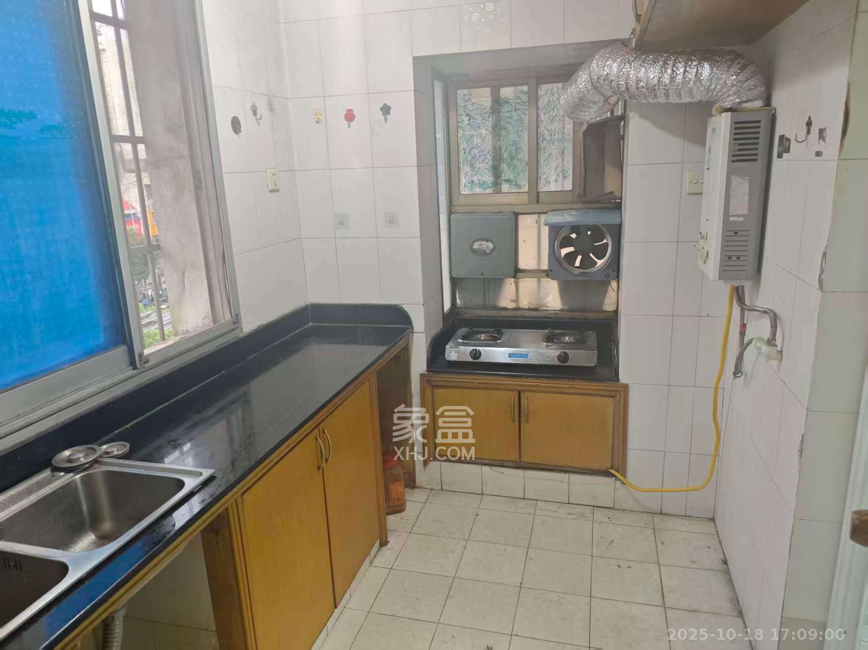 新开铺176号(环线拆迁指挥部) 2室1厅1卫 1500.0元/月 新开铺176号(环线拆迁指挥部) 2室1厅1卫 1500.0元/月室内图