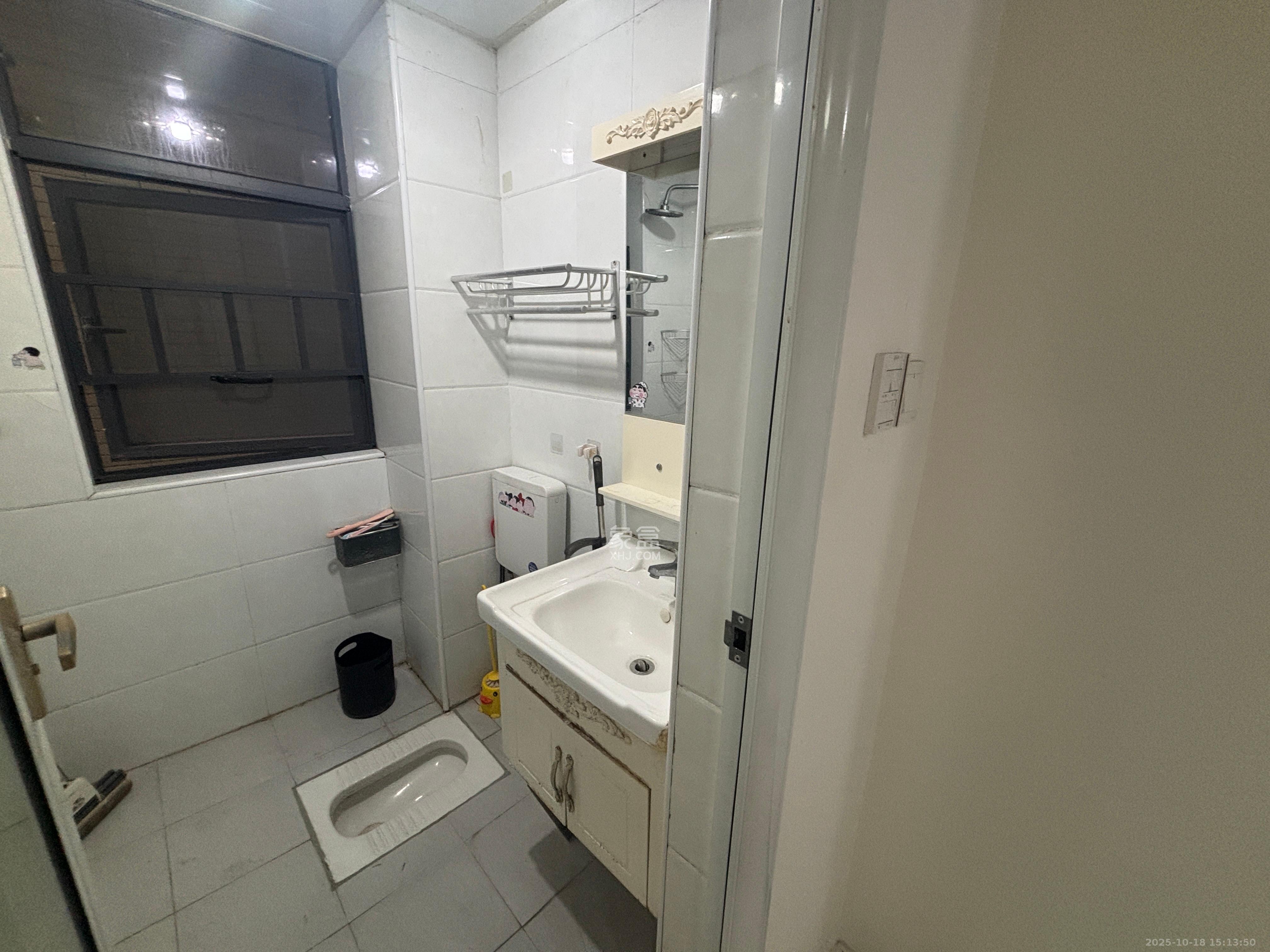 长盛岚庭 1室1厅1卫 1800.0元/月 长盛岚庭 1室1厅1卫 1800.0元/月室内图