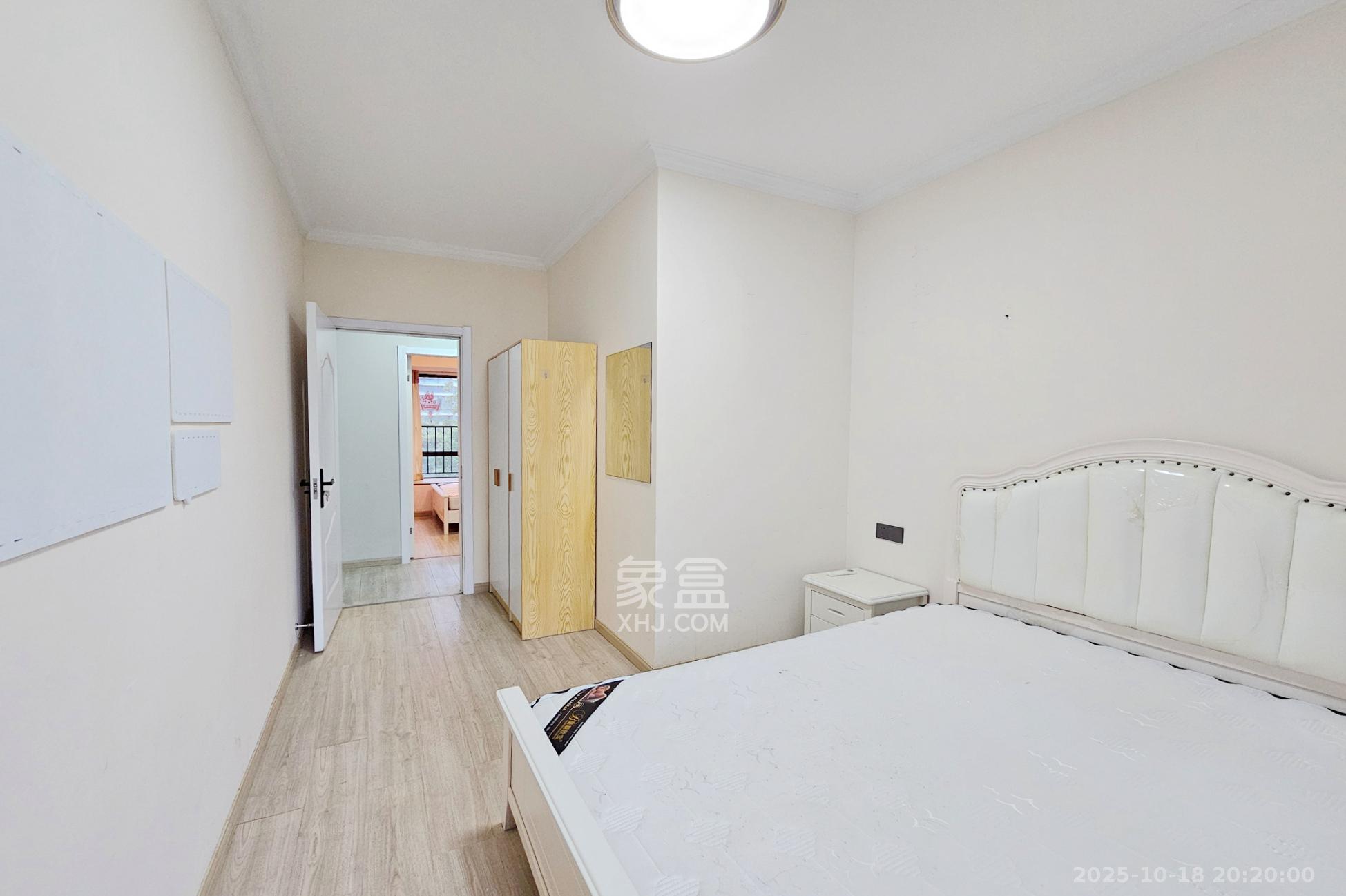 明昇壹城（明昇时代广场）一期  4室2厅2卫    198.0万卧室