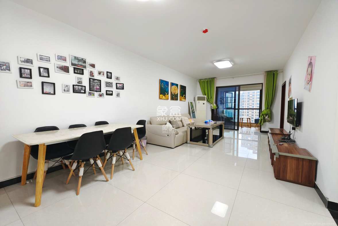 保利西海岸B区  3室2厅1卫    3000.0元/月 保利西海岸B区  3室2厅1卫    3000.0元/月室内图