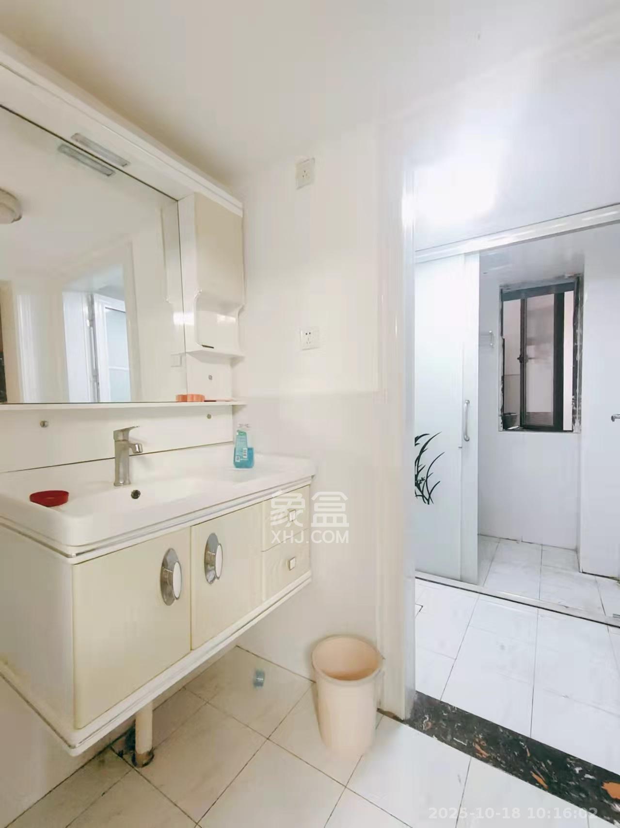 宜家湘颂（景致雅苑）  3室2厅1卫    2200.0元/月室内图