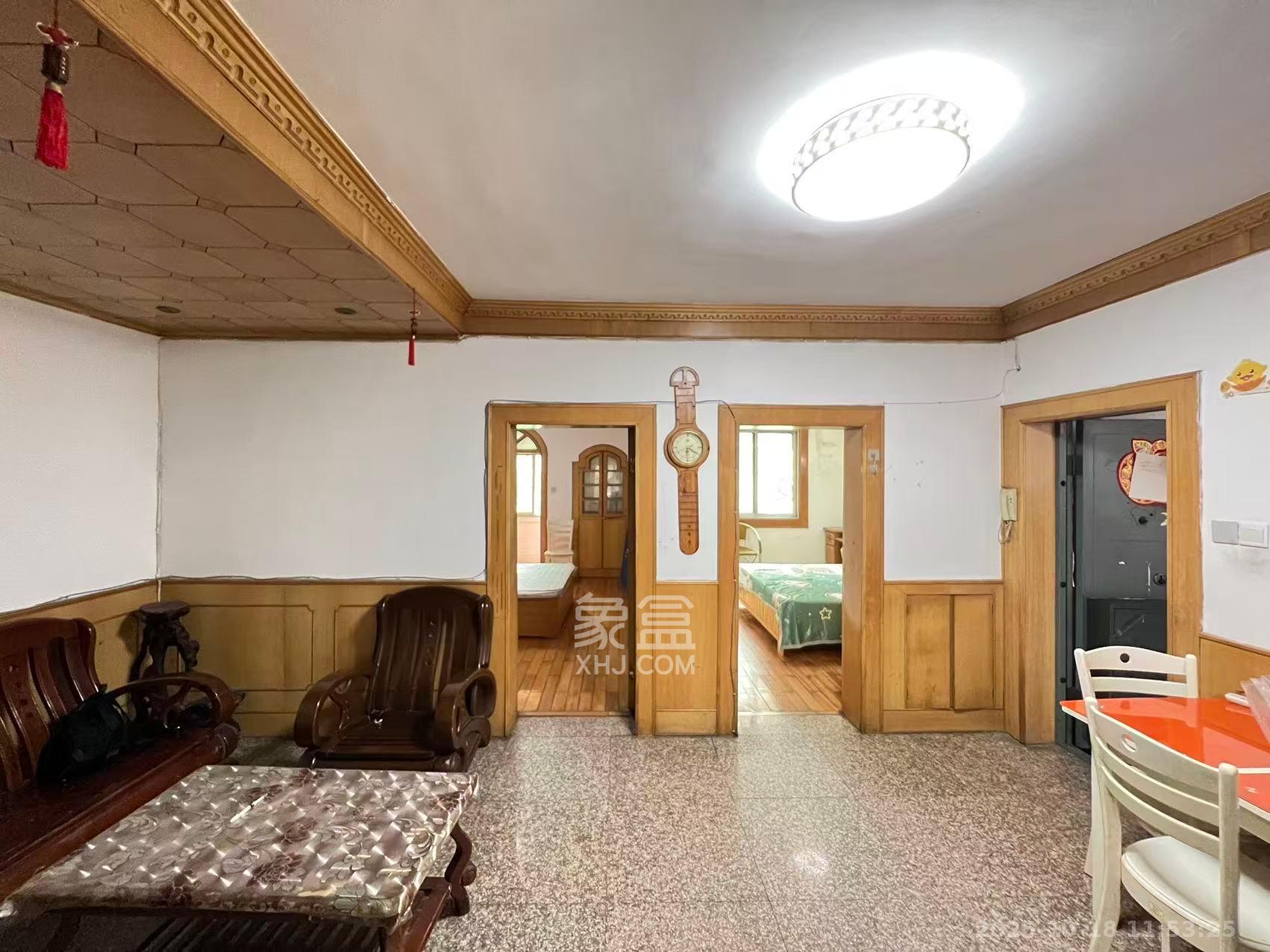 曙光路友阿宿舍  2室1厅1卫    1500.0元/月室内图