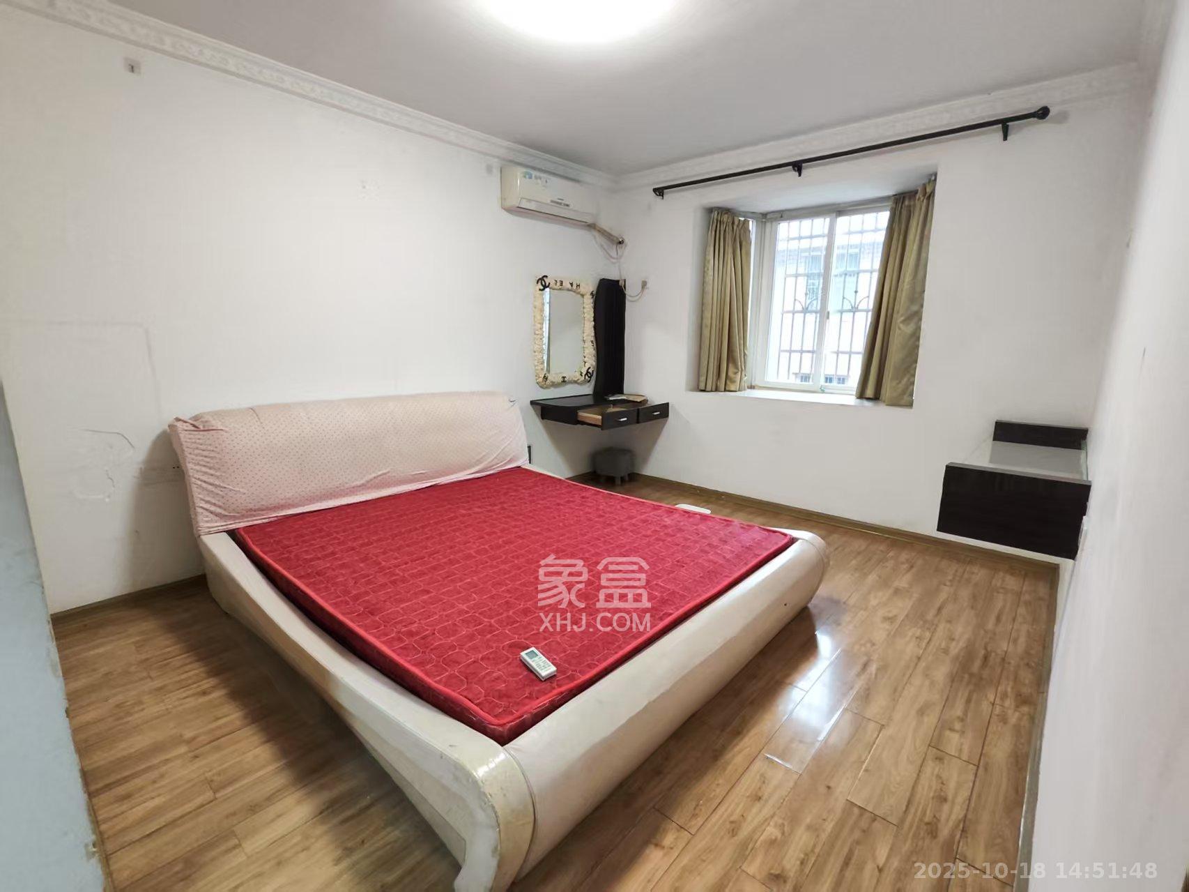 德政园  3室1厅2卫    2300.0元/月室内图