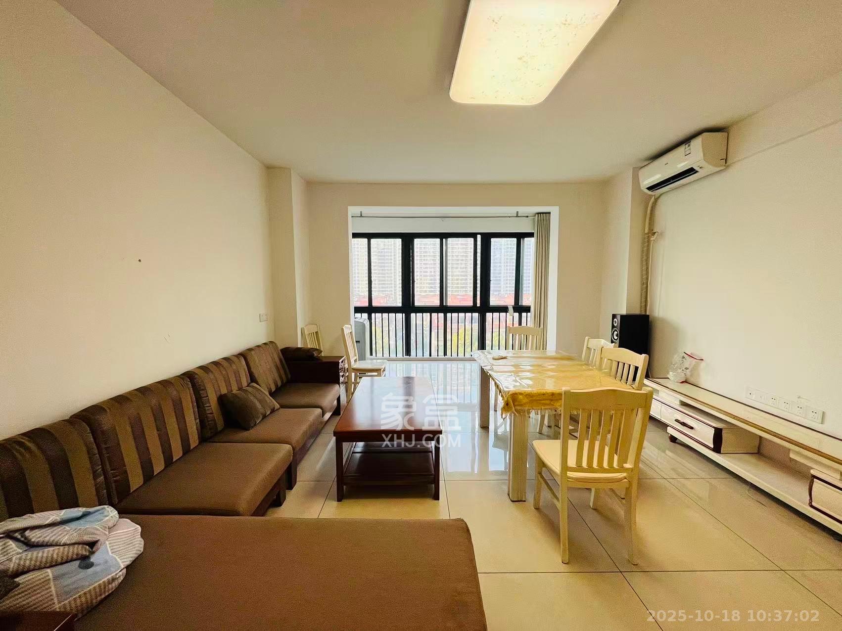 浏阳河畔家园 3室1厅1卫 2700.0元/月 浏阳河畔家园 3室1厅1卫 2700.0元/月室内图