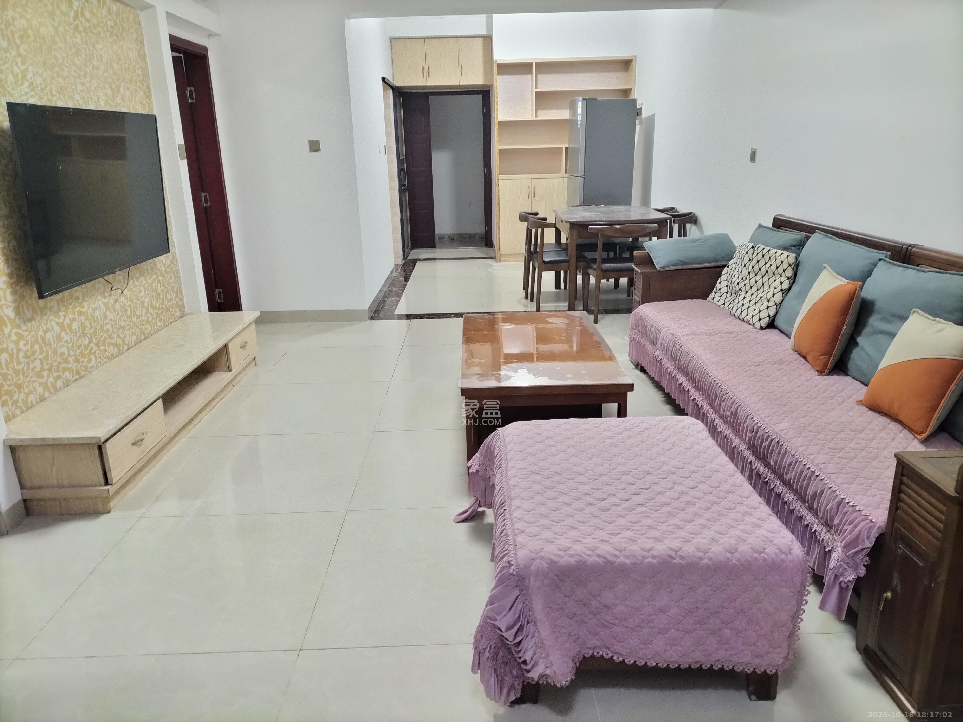 家兴苑  2室2厅1卫    2000.0元/月室内图