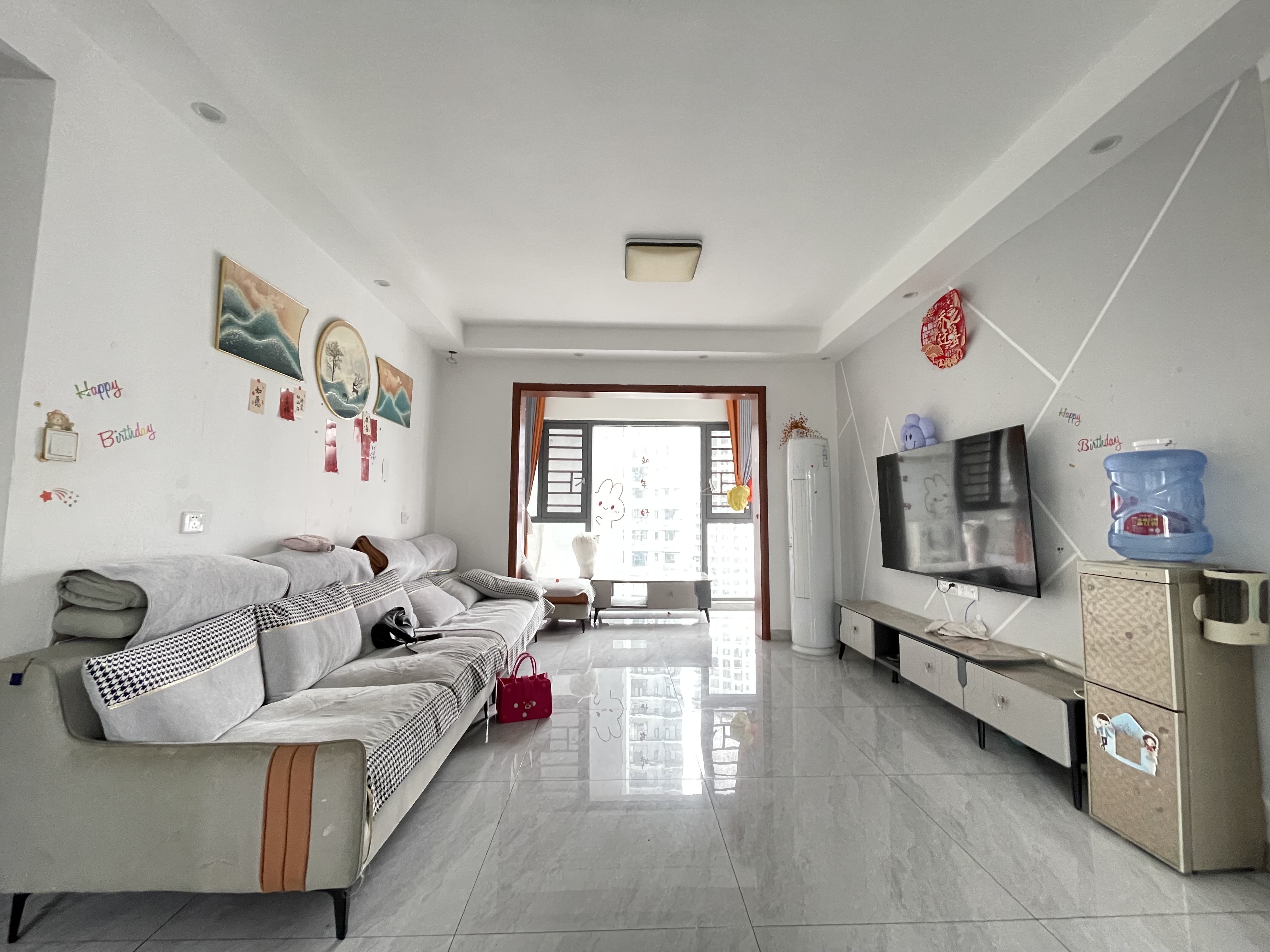 蔷薇国际  4室2厅2卫    3000.0元/月户型图