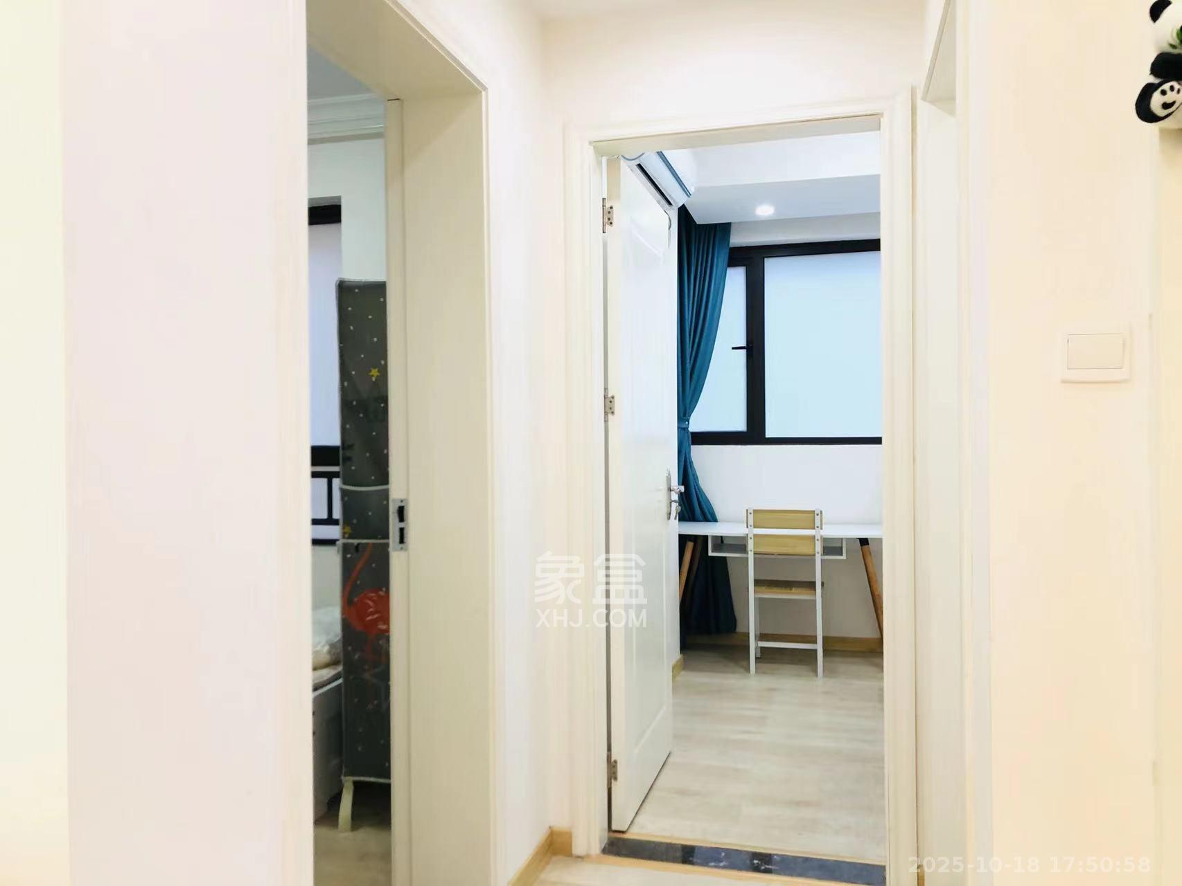 五江天街南区  3室2厅1卫    2100.0元/月 五江天街南区  3室2厅1卫    2100.0元/月室内图