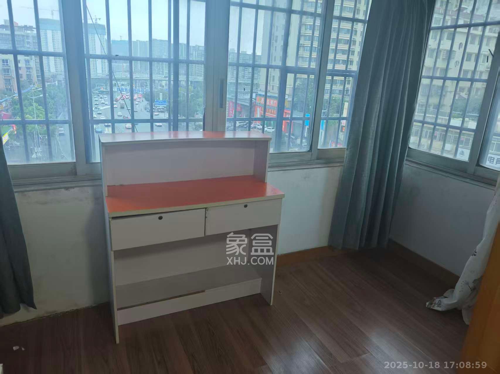 新开铺176号(环线拆迁指挥部) 2室1厅1卫 1500.0元/月 新开铺176号(环线拆迁指挥部) 2室1厅1卫 1500.0元/月室内图