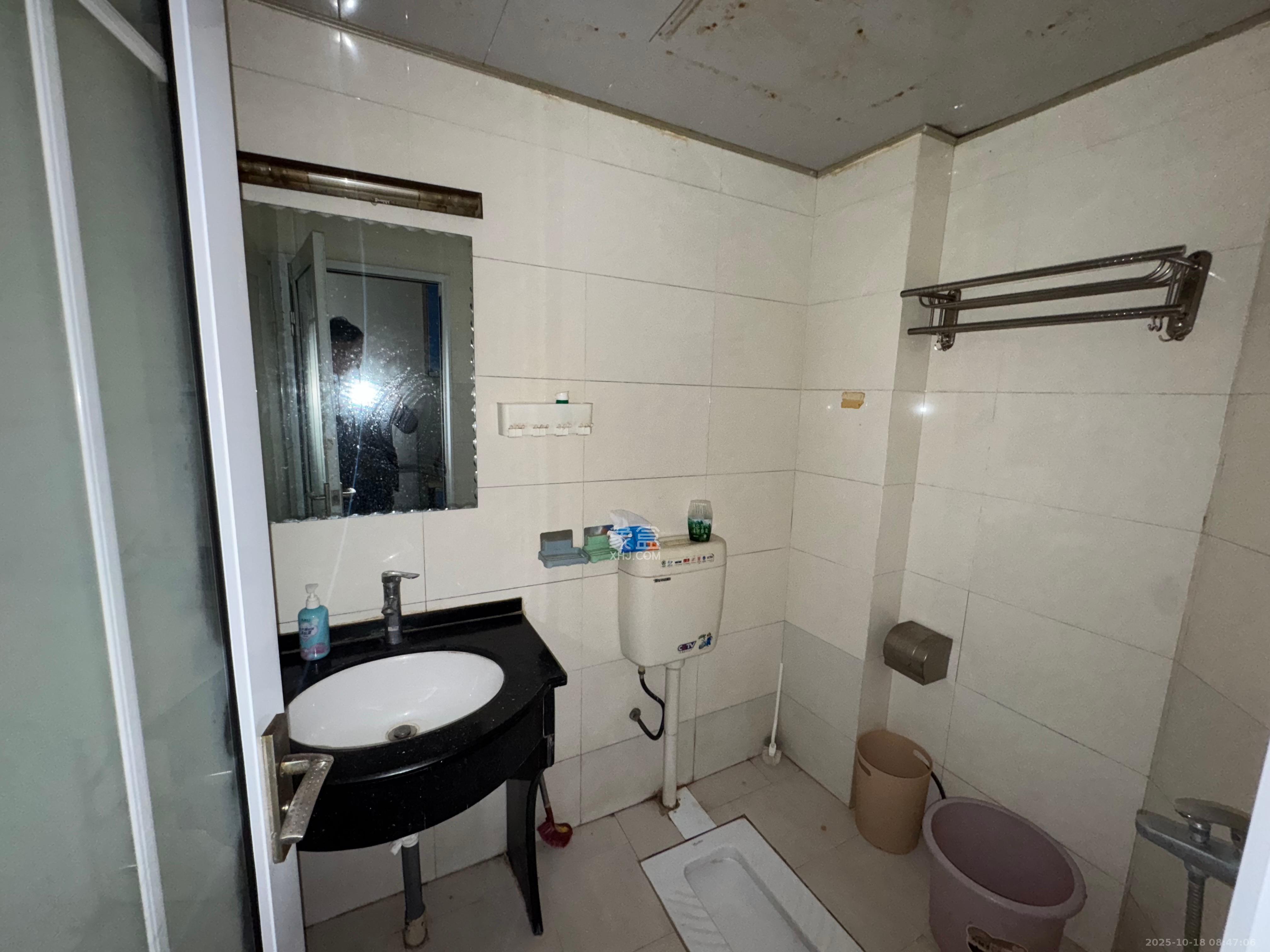 红星国际星城  2室1厅1卫    1100.0元/月室内图