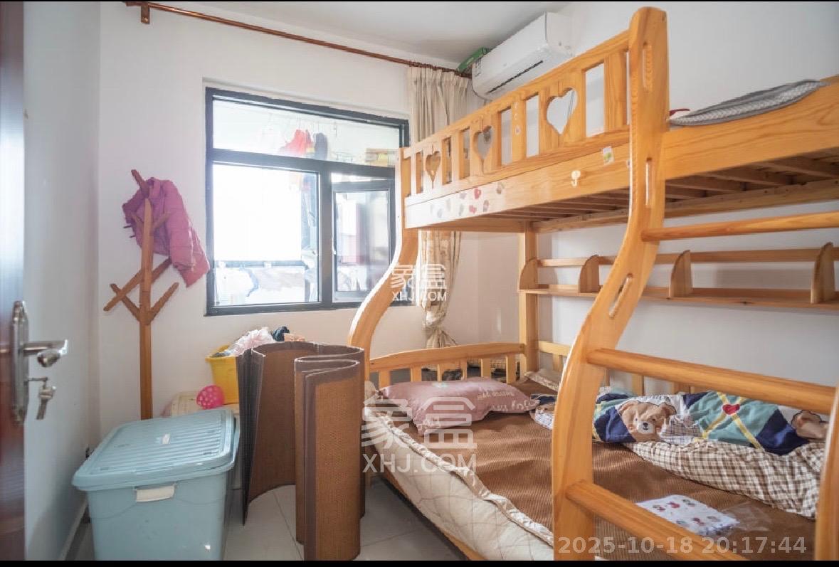 和悦城(蟠龙景苑)  3室2厅2卫    1700.0元/月 和悦城(蟠龙景苑)  3室2厅2卫    1700.0元/月室内图