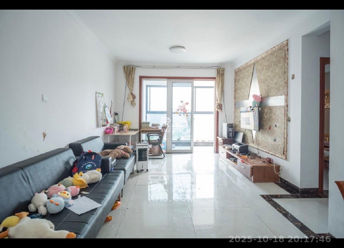 和悦城(蟠龙景苑)  3室2厅2卫    1700.0元/月 和悦城(蟠龙景苑)  3室2厅2卫    1700.0元/月室内图