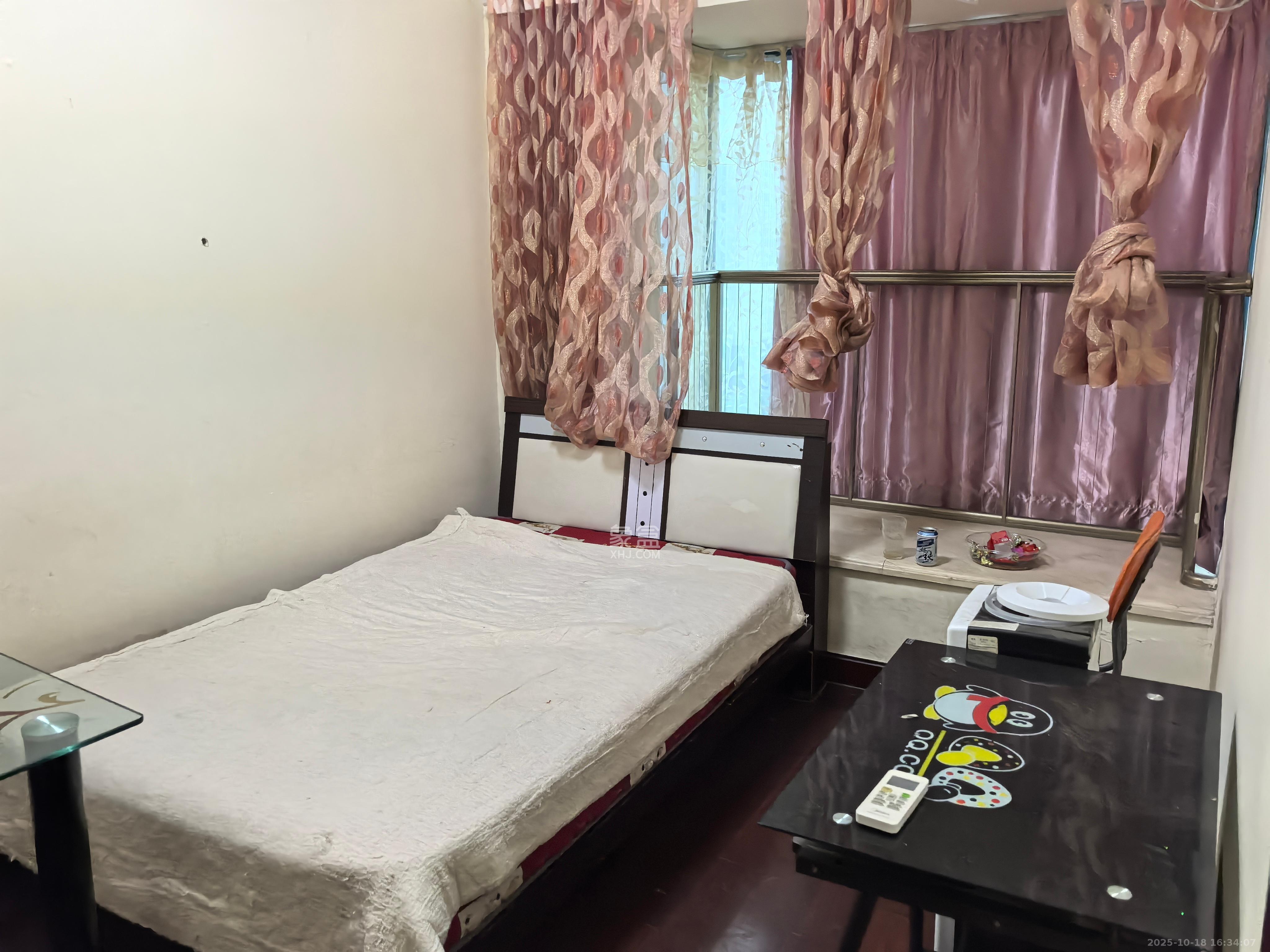 恒大华府  1室1厅1卫    1800.0元/月室内图